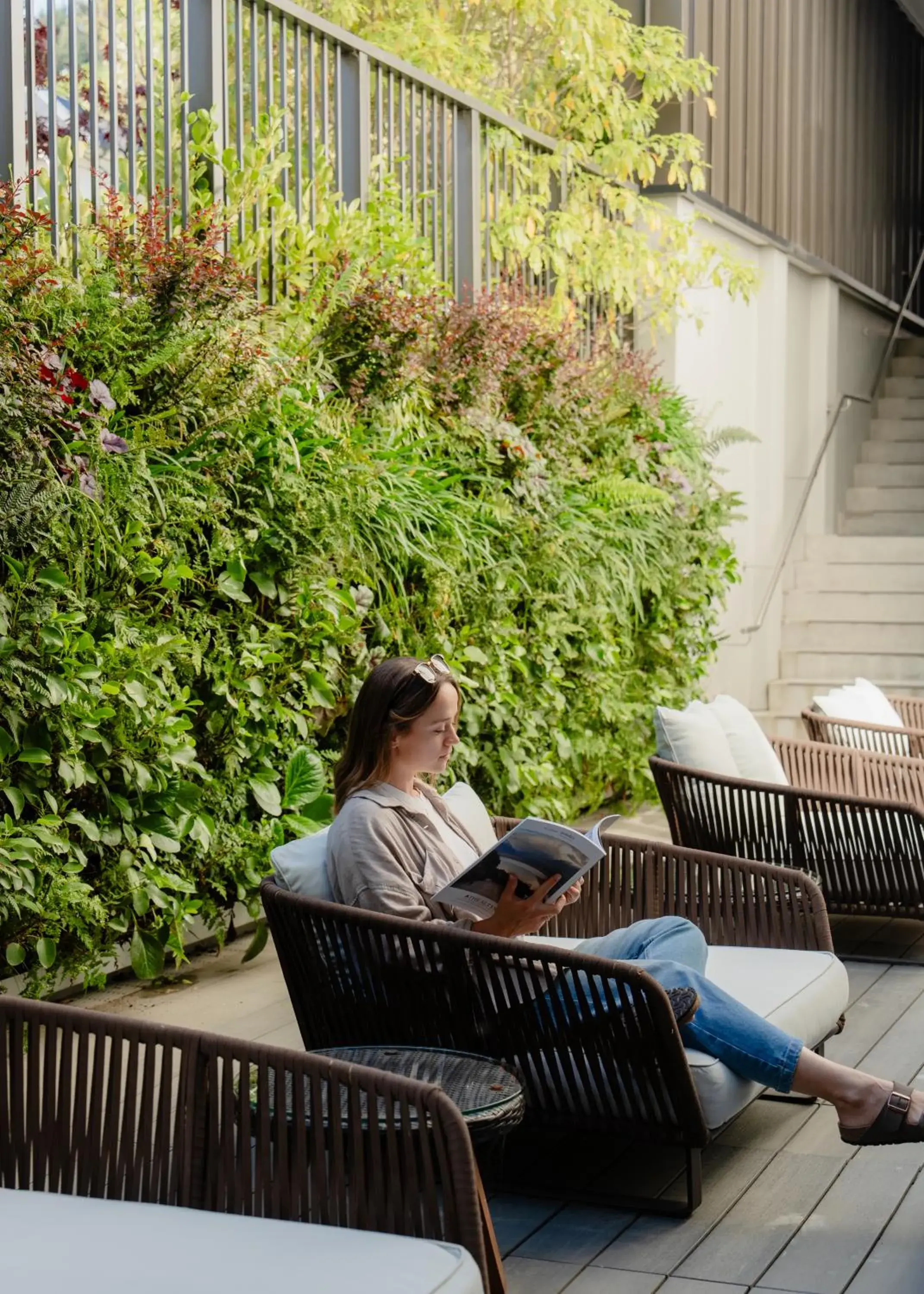 Inner courtyard view in mi-pad Queenstown Inner courtyard view in mi-pad Queenstown