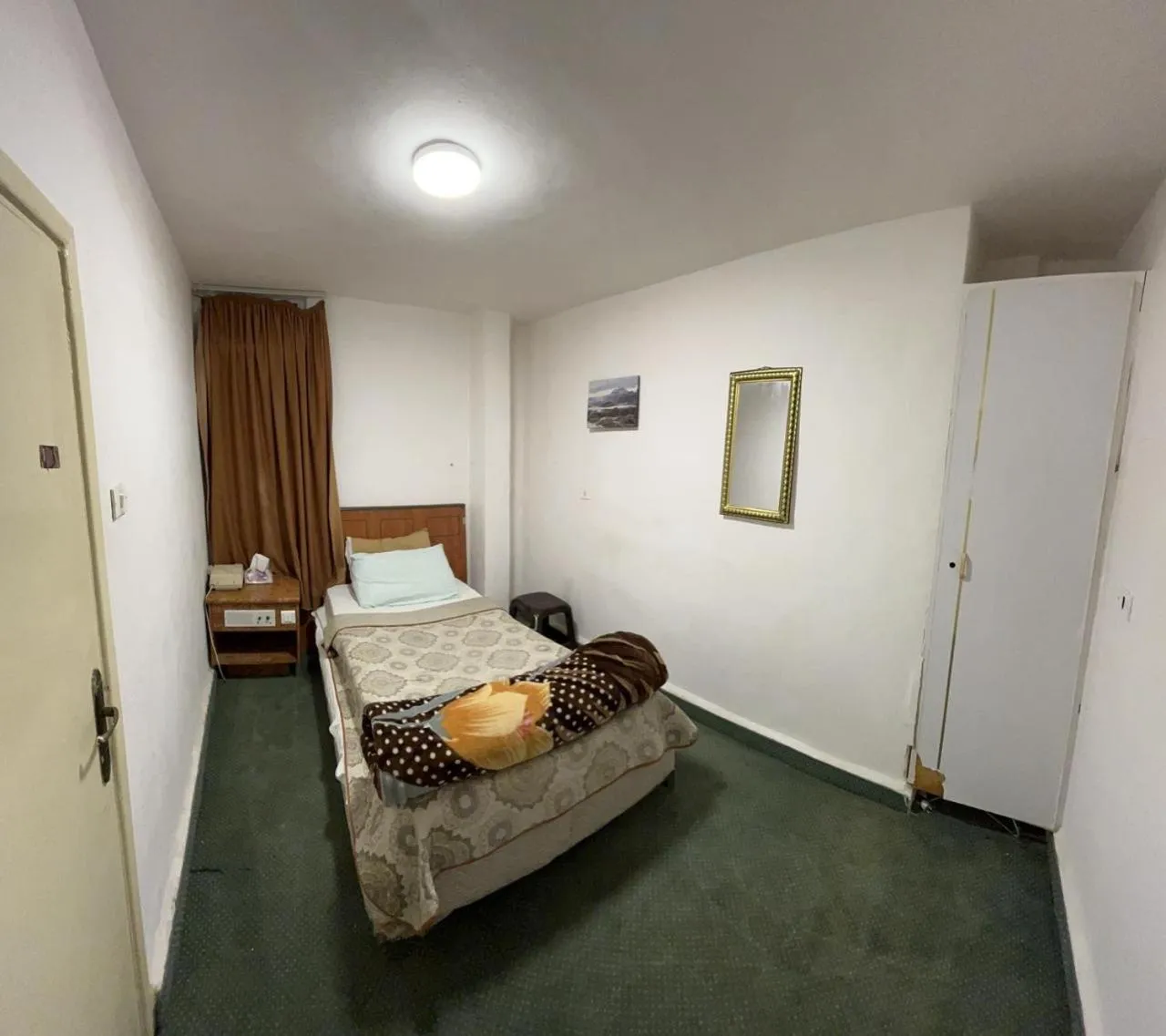 Bedroom, Bed in Orient Gate