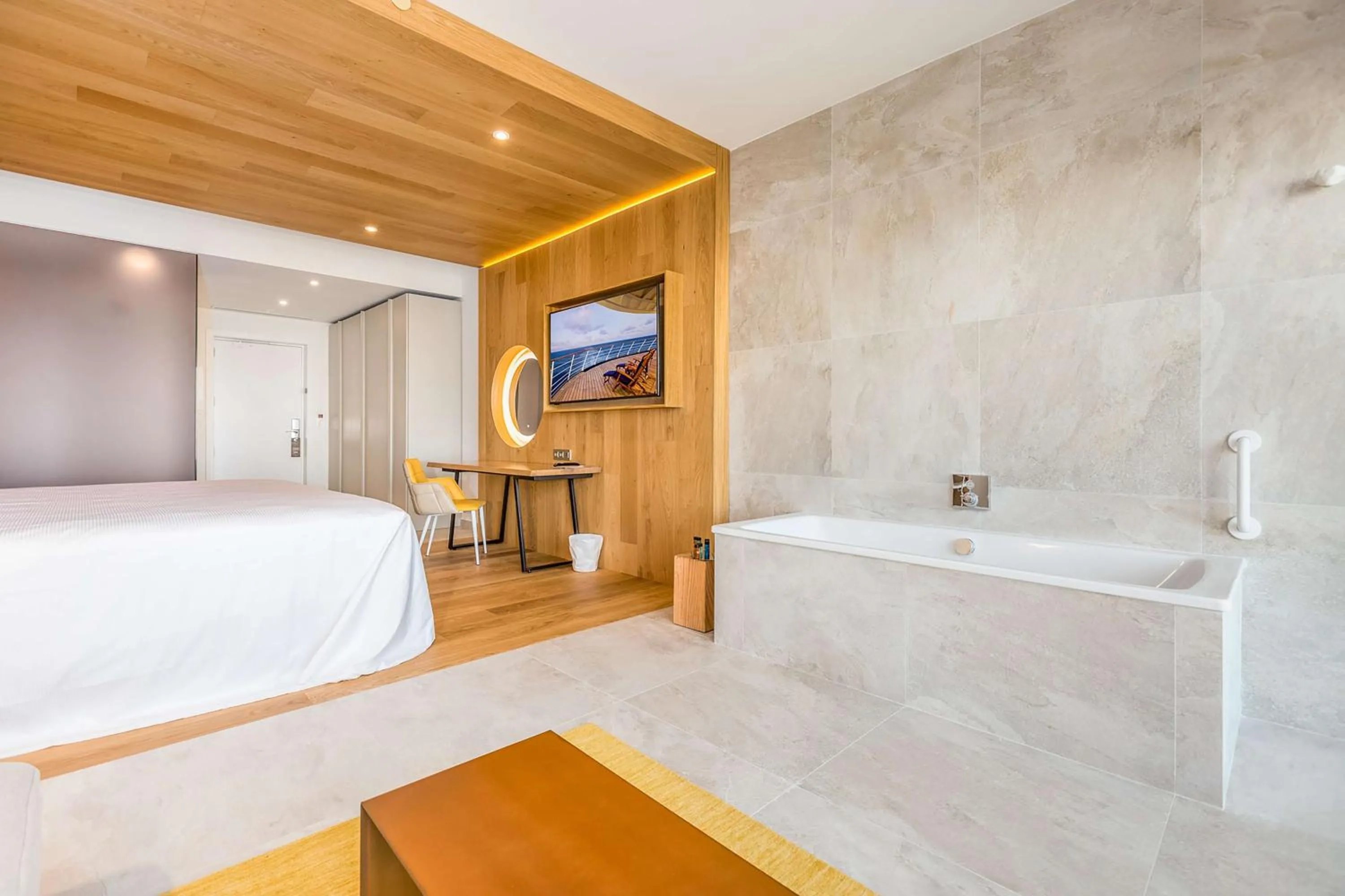 Bathroom, Bed in Higuerón Hotel Málaga, Curio Collection by Hilton