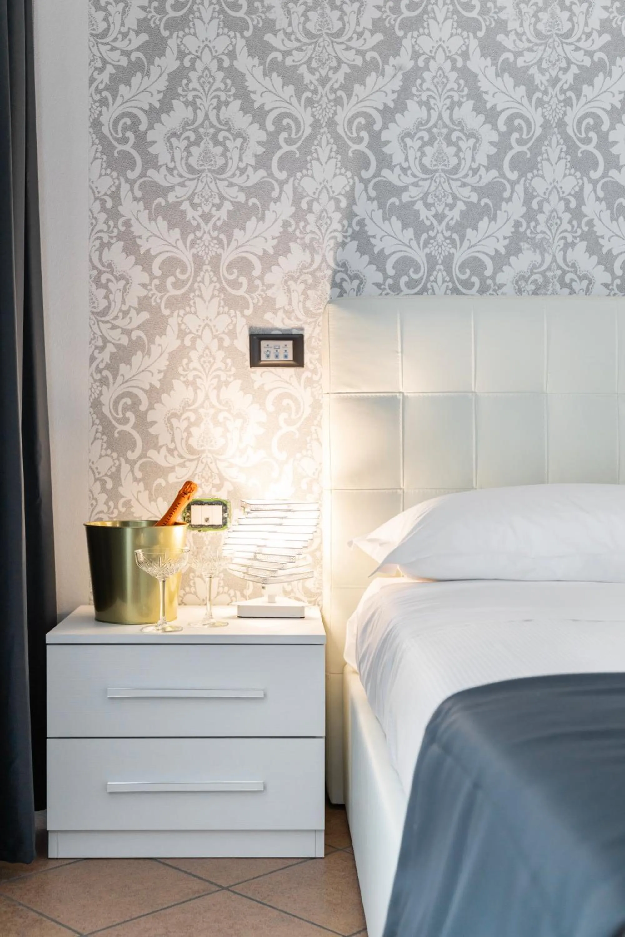 Photo of the whole room, Bed in Lake Como Golf Hotel