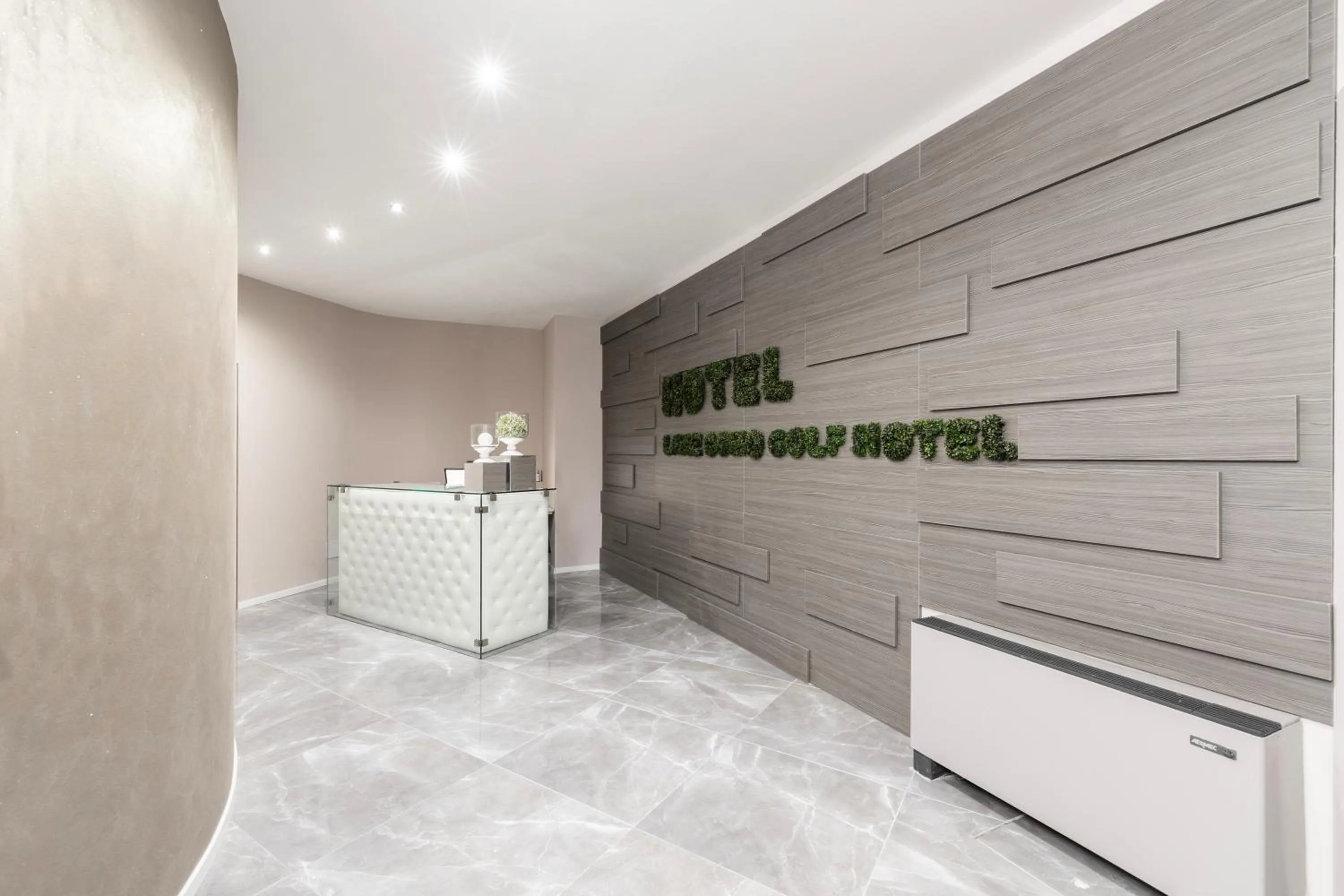 Lobby or reception in Lake Como Golf Hotel