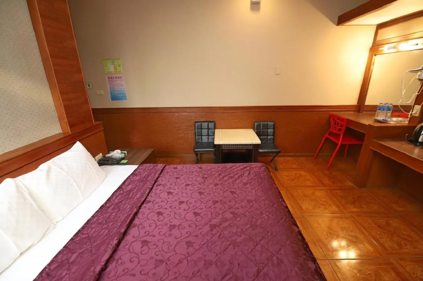 Bedroom, Bed in Yosemite Hot Spring Resort