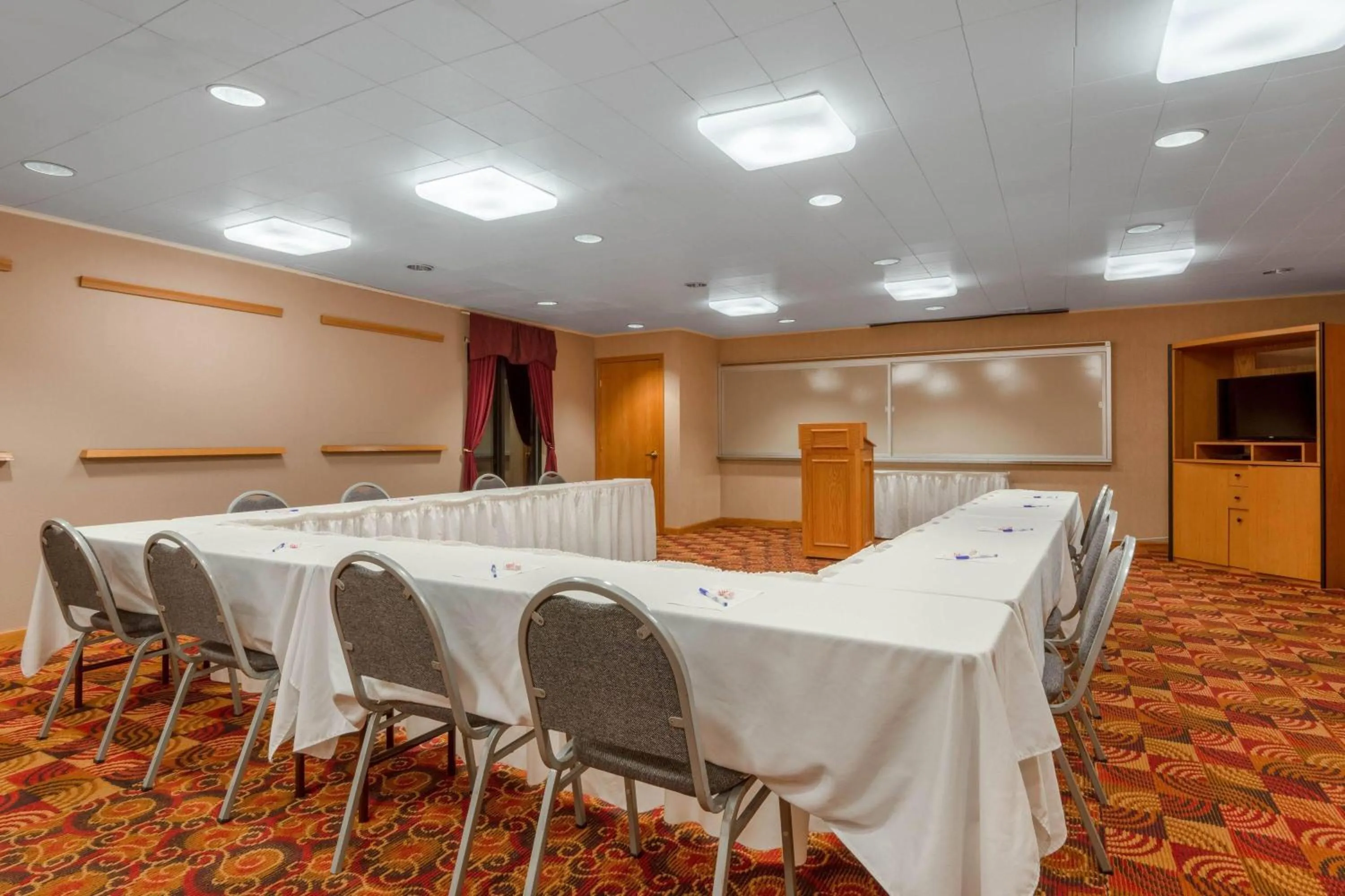 Meeting/conference room in Baymont by Wyndham Plainfield/ Indianapolis Arpt Area