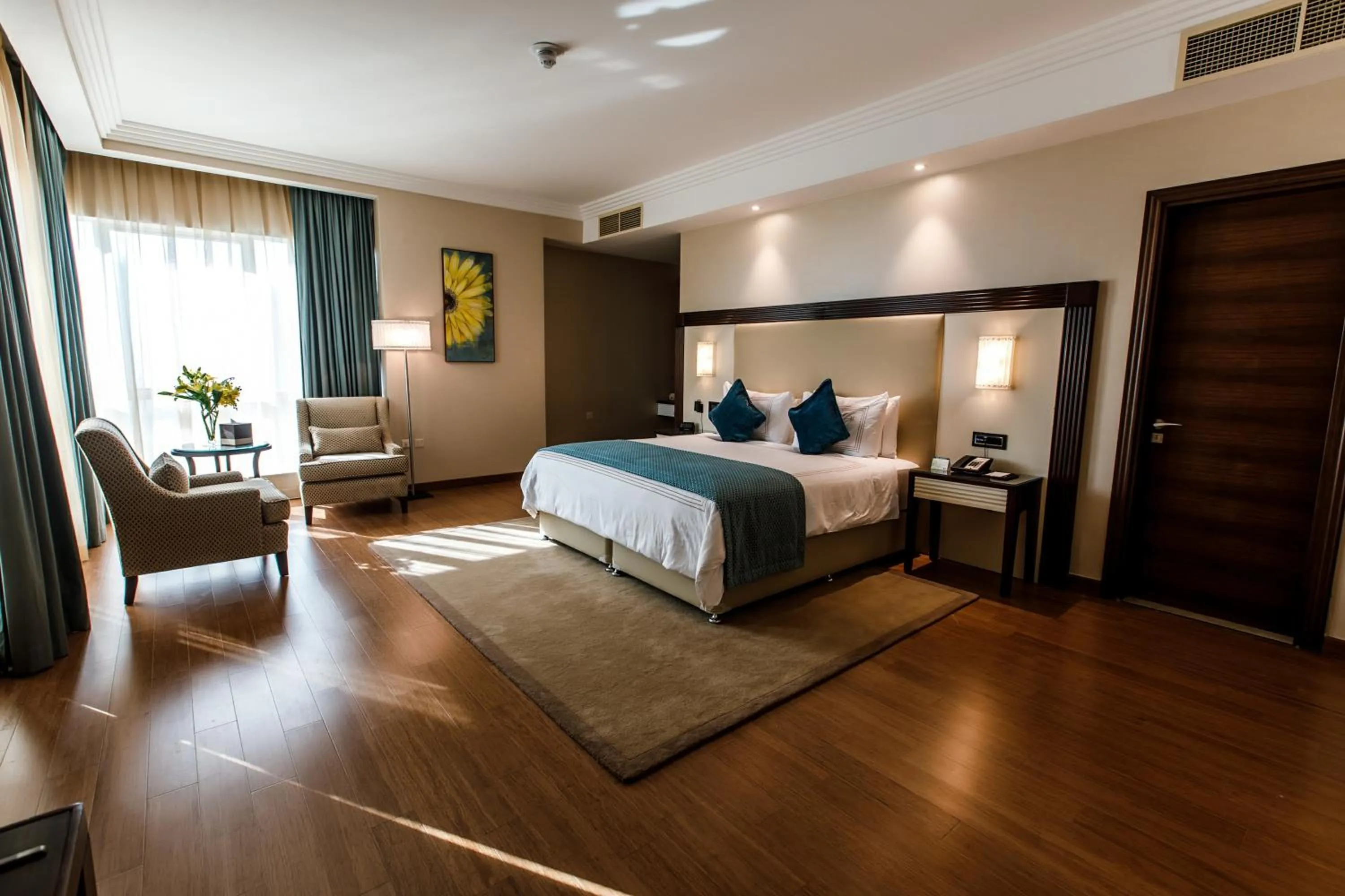 Bed in Stella Di Mare Dubai Marina Hotel