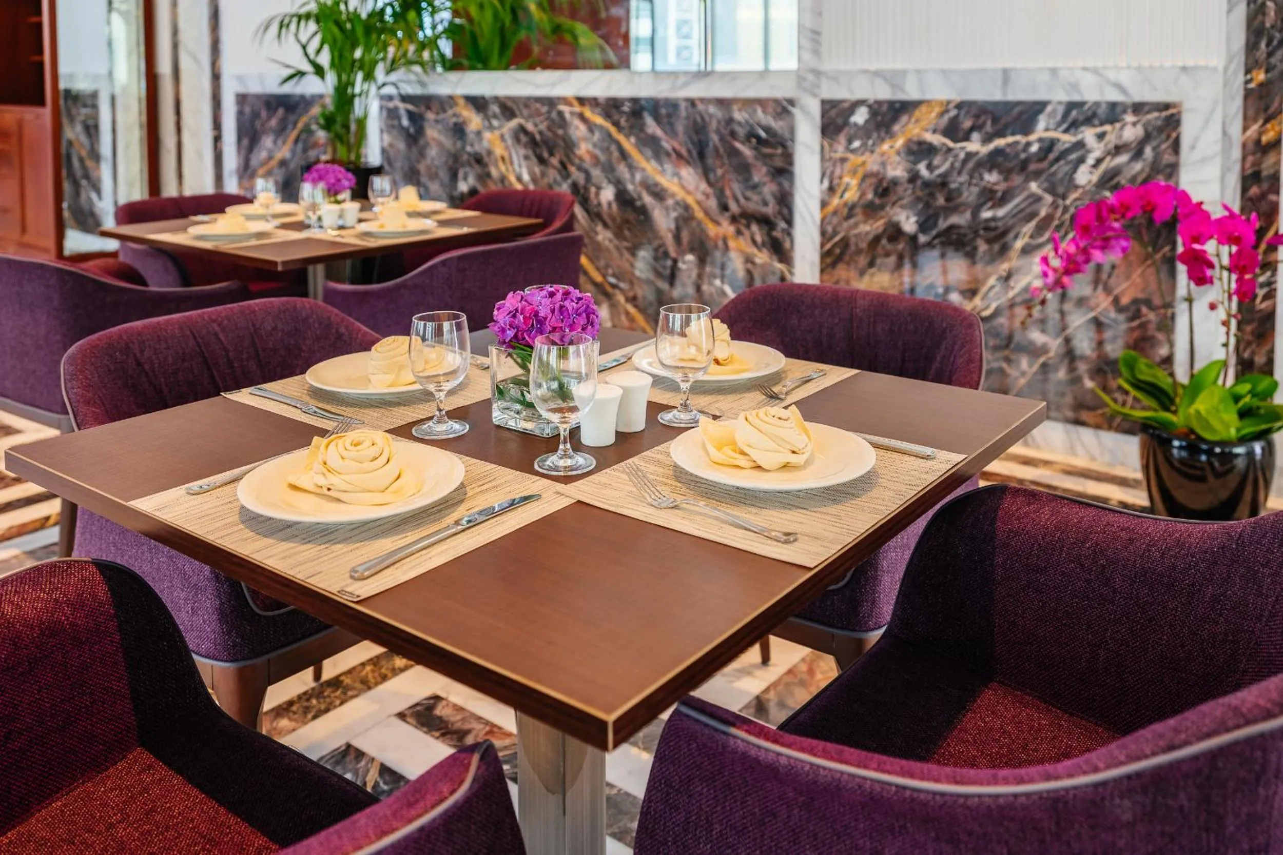 Restaurant/places to eat in Stella Di Mare Dubai Marina Hotel