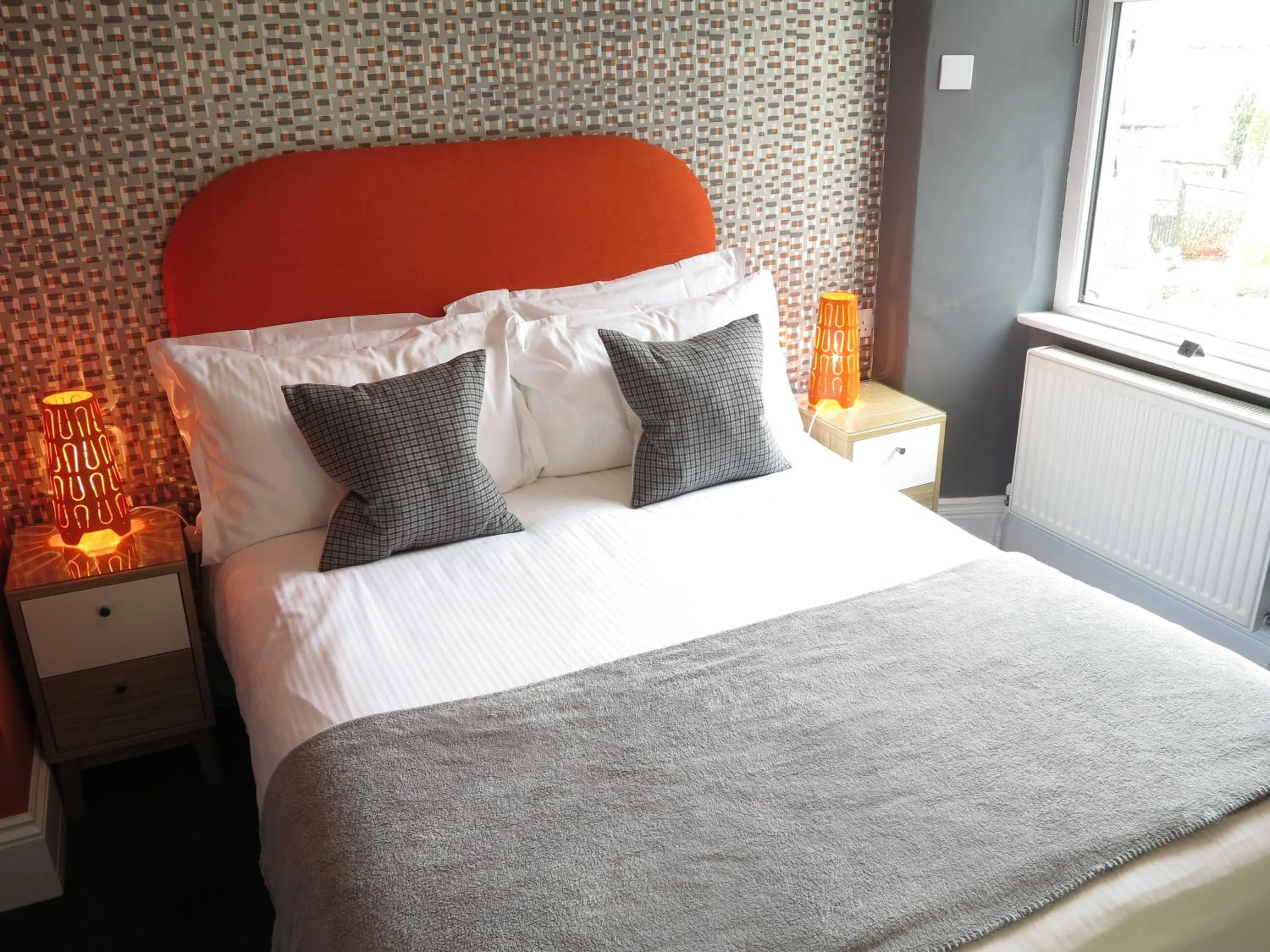 Bedroom, Bed in The Hideaway At Windermere (Adults only)