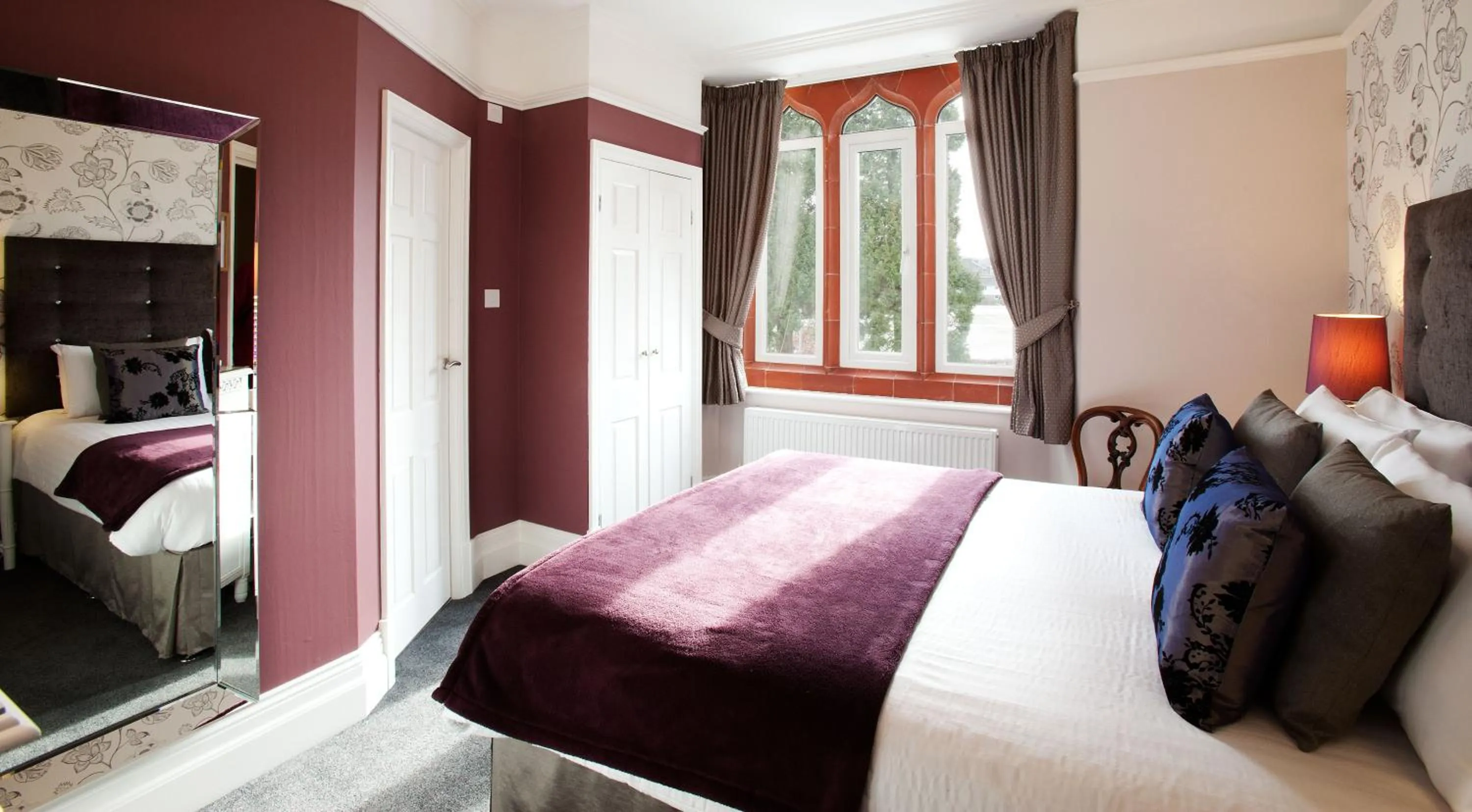 Bed in The Hideaway At Windermere (Adults only)