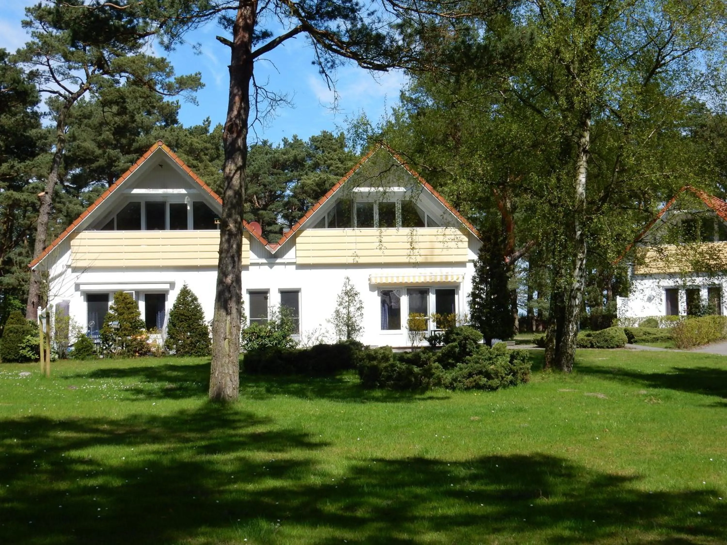 Hinter den Dünen D93