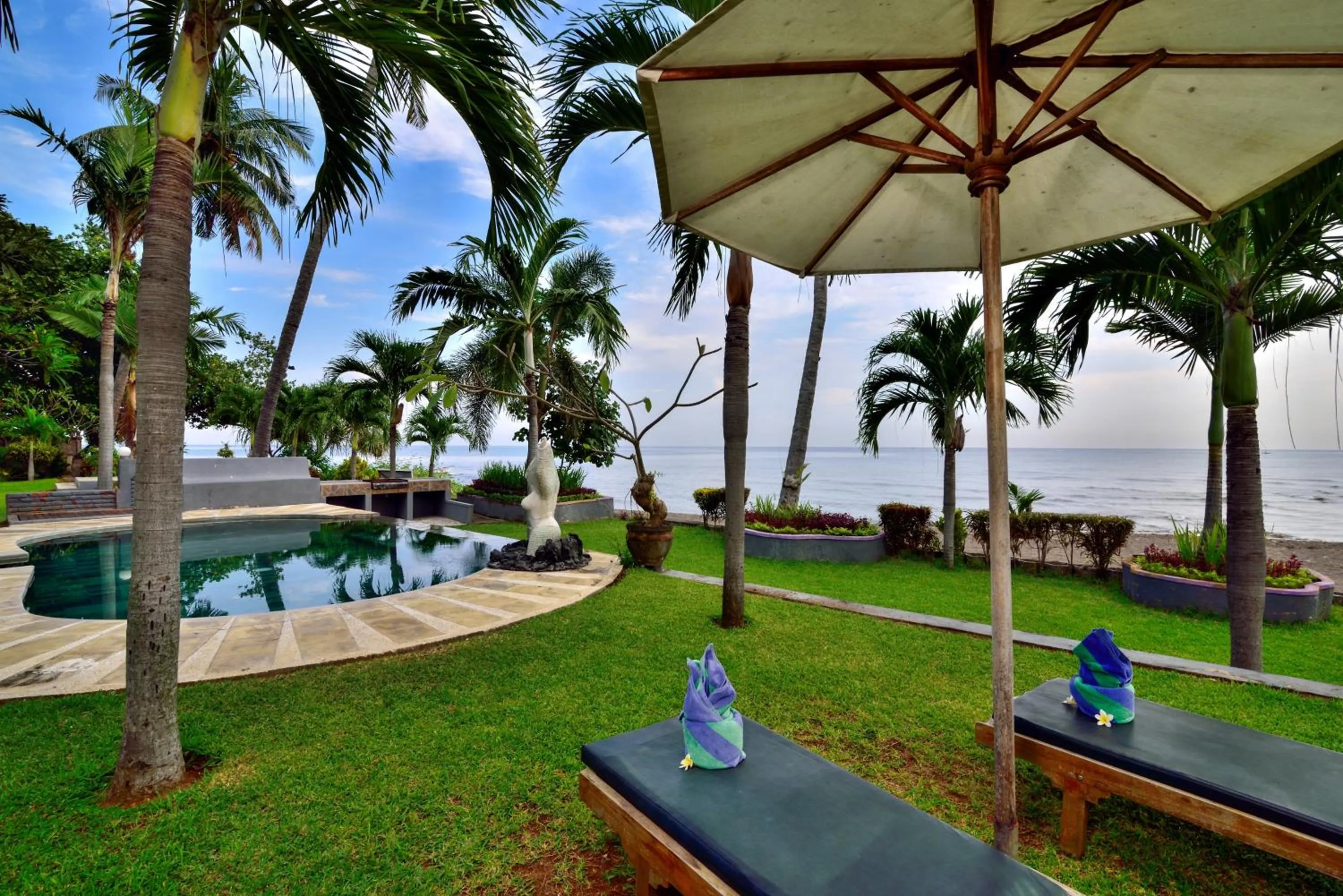 Swimming pool in Dolphin Beach Bali