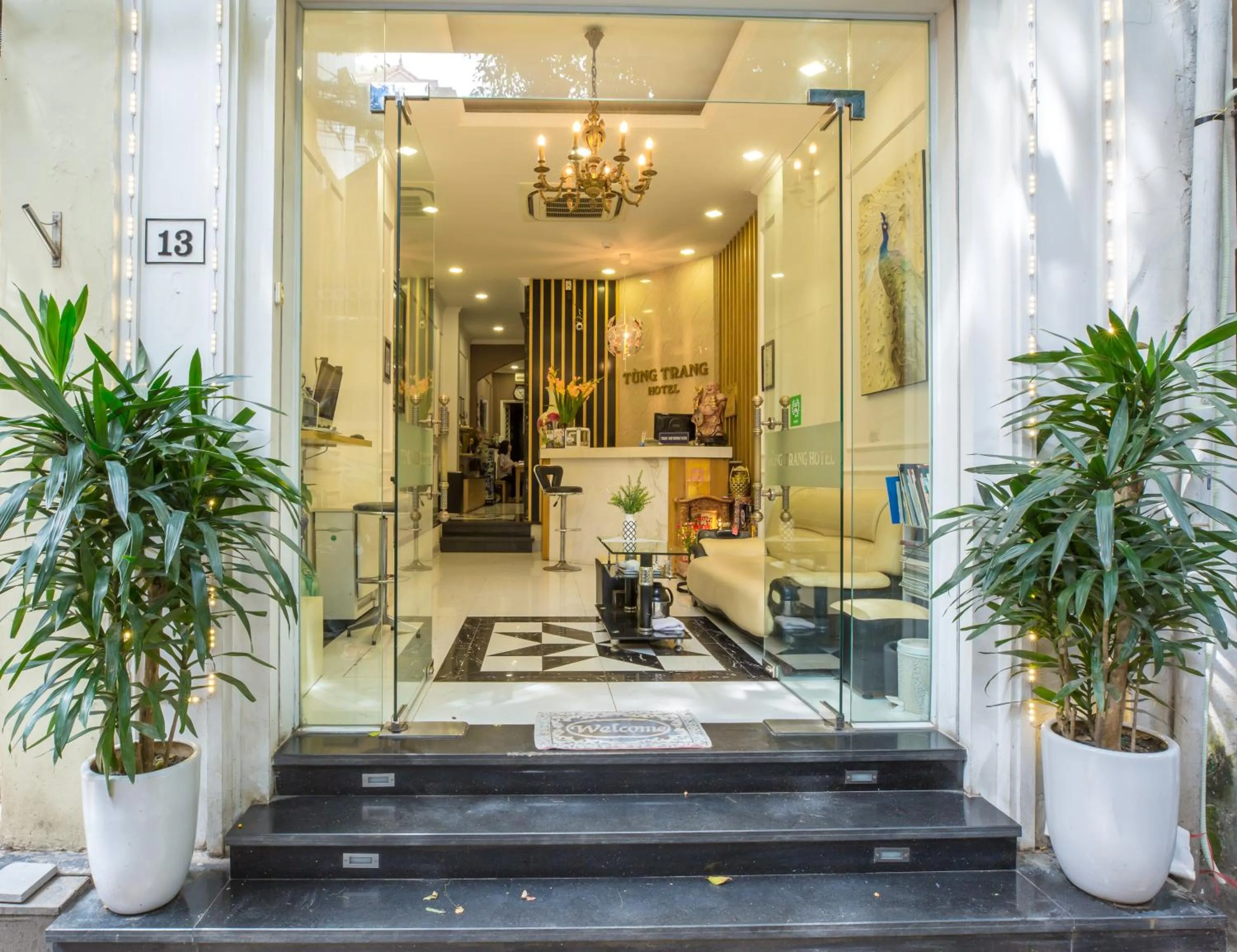 Facade/entrance in Tung Trang Hotel