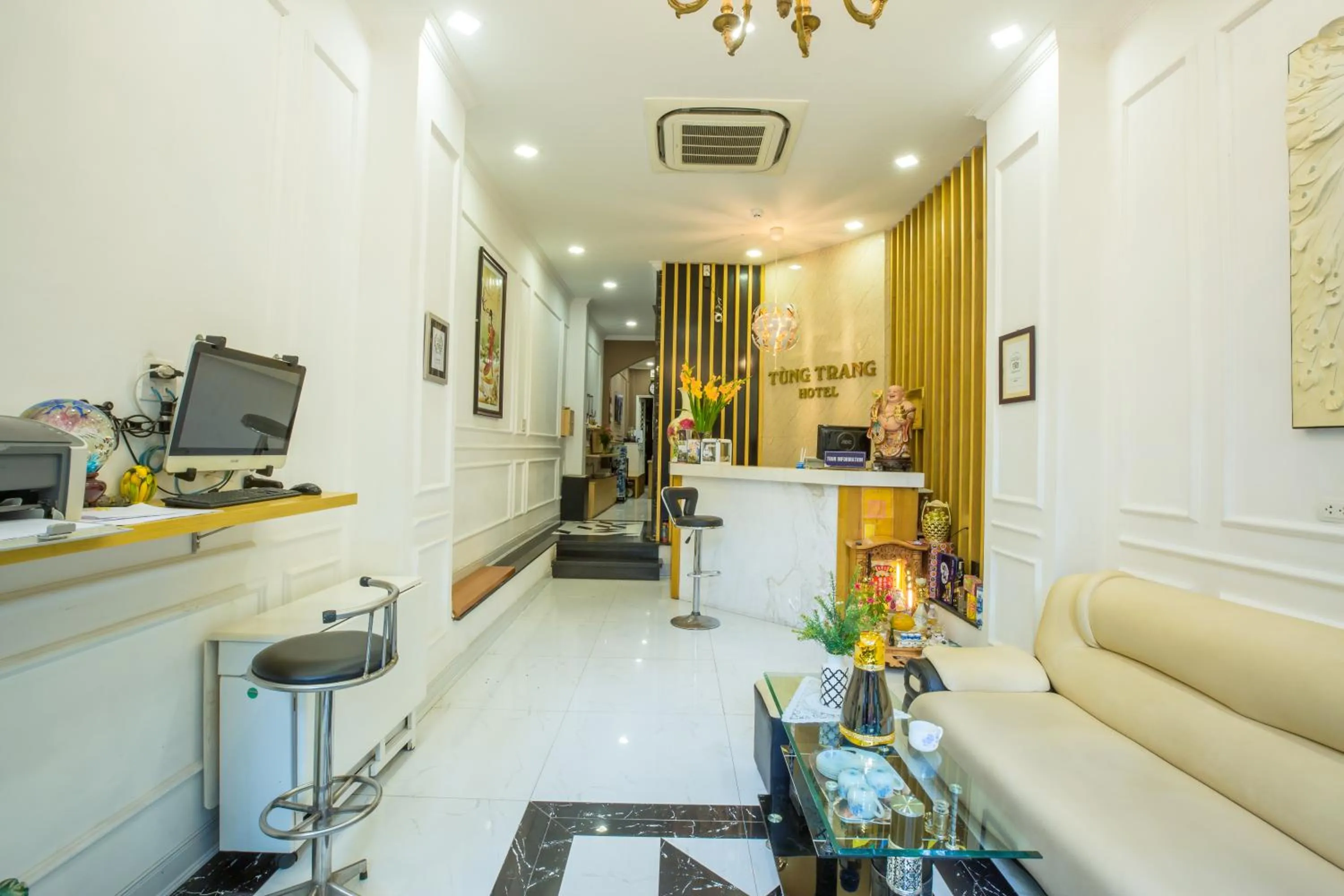 Lobby or reception in Tung Trang Hotel