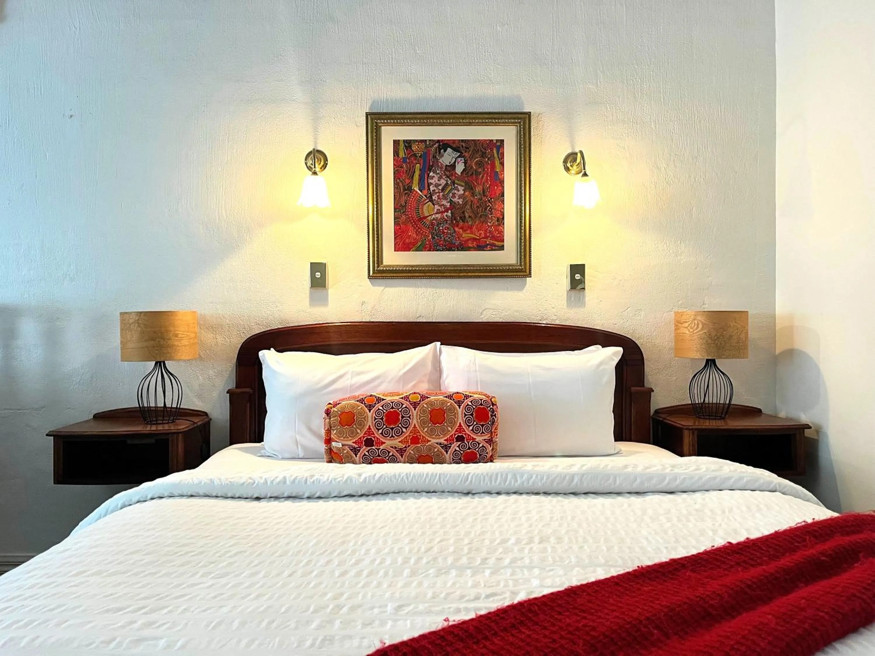 Bed in Victoria House Motor Inn