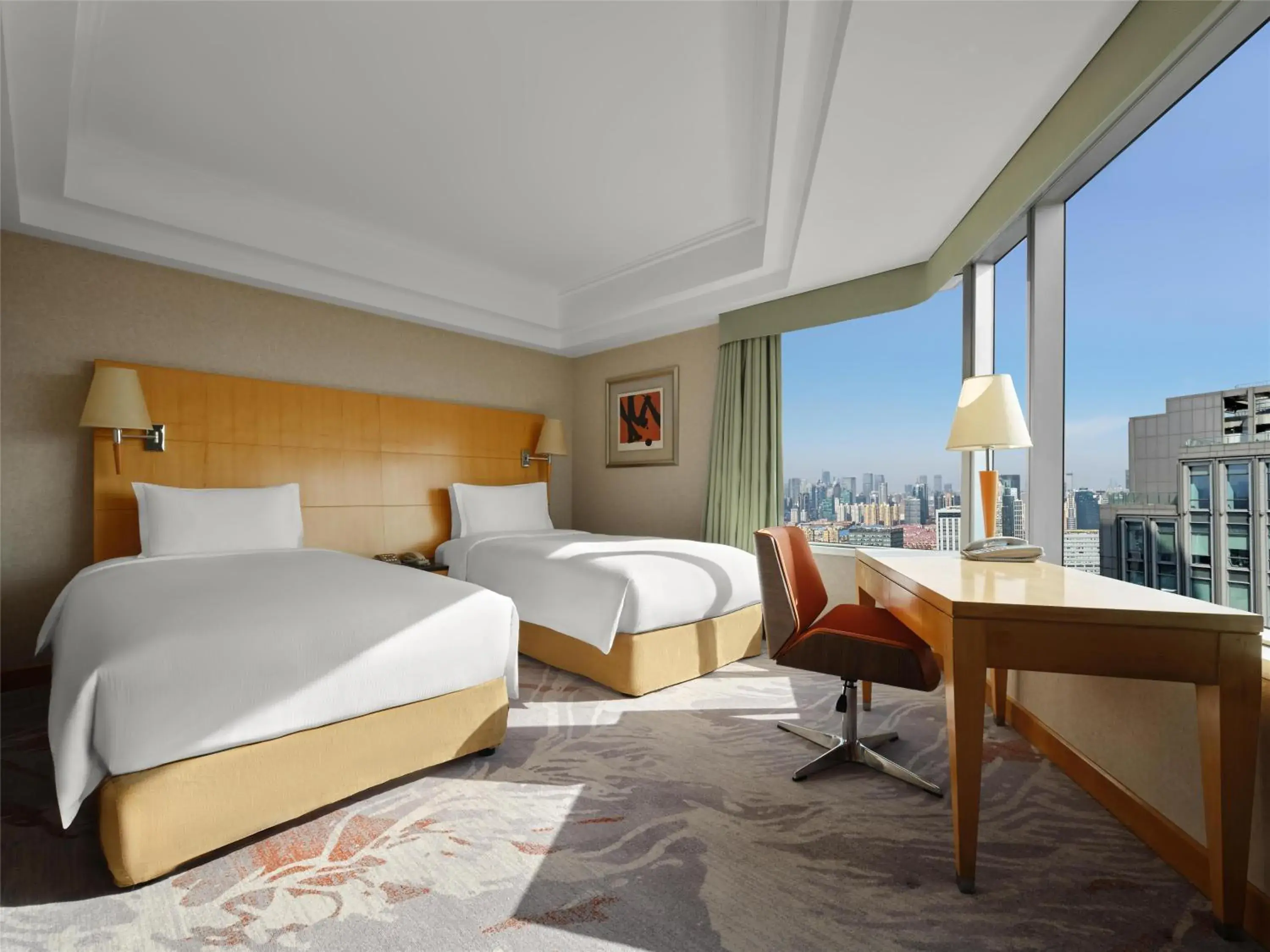 Bedroom, Bed in DoubleTree by Hilton Shanghai Pudong - Present welcome cookie Bedroom, Bed in DoubleTree by Hilton Shanghai Pudong - Present welcome cookie