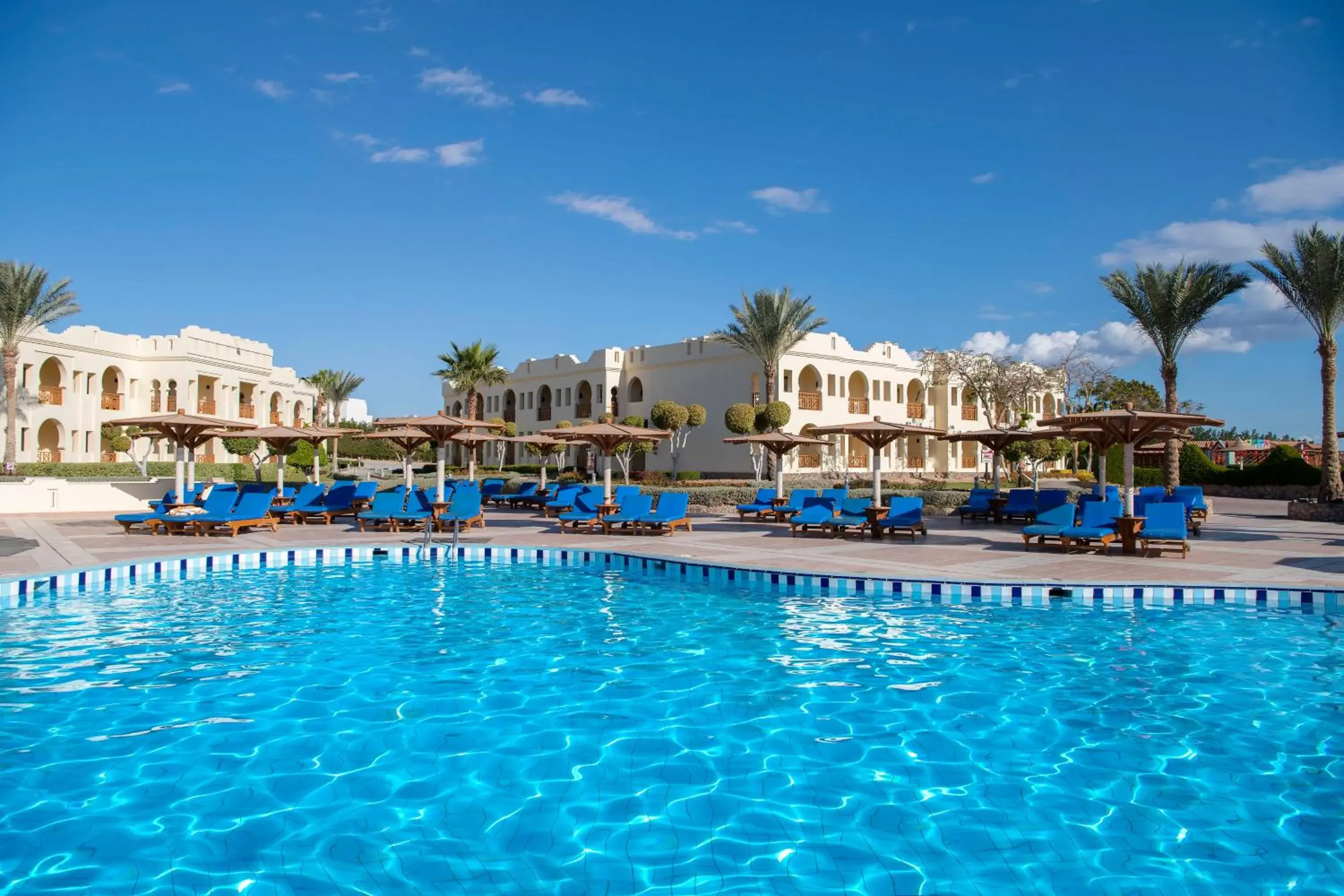 Swimming pool in Charmillion Club Resort Swimming pool in Charmillion Club Resort