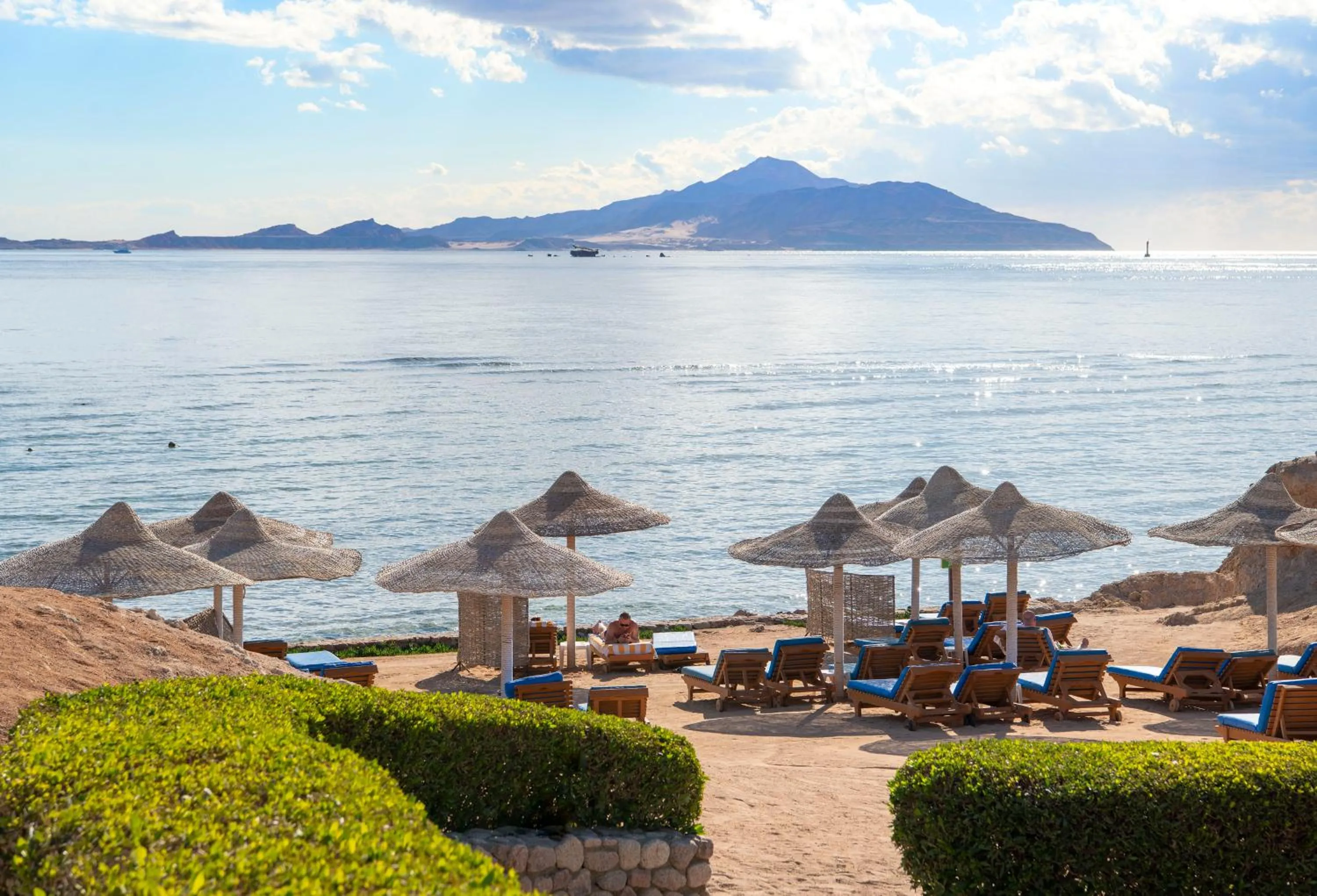 Beach in Charmillion Club Resort