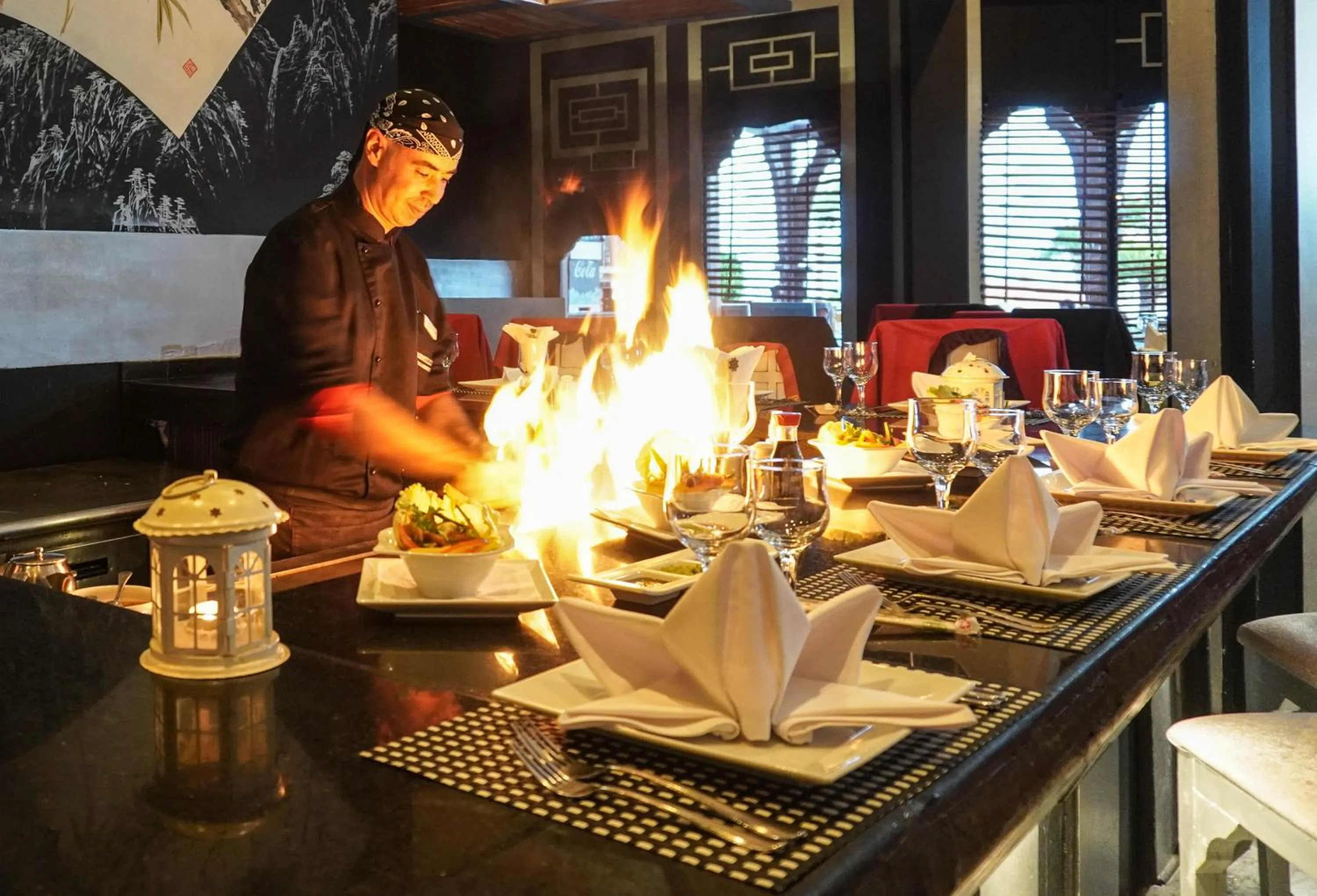 Restaurant/places to eat in Charmillion Sea Life Resort