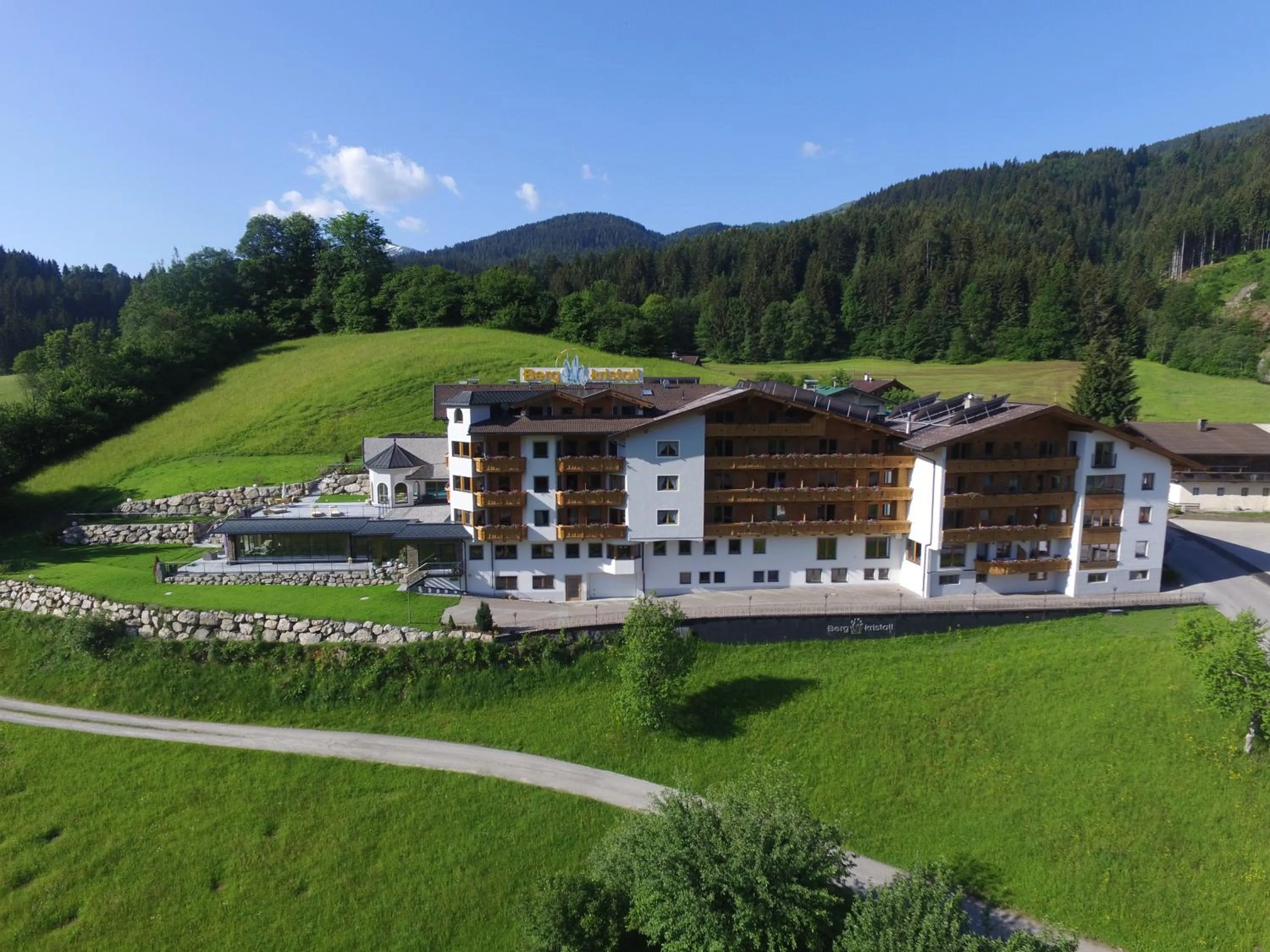 Property building in Hotel Bergkristall
