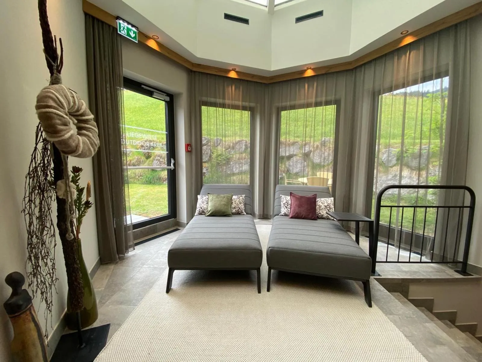 Seating area, Bed in Hotel Bergkristall