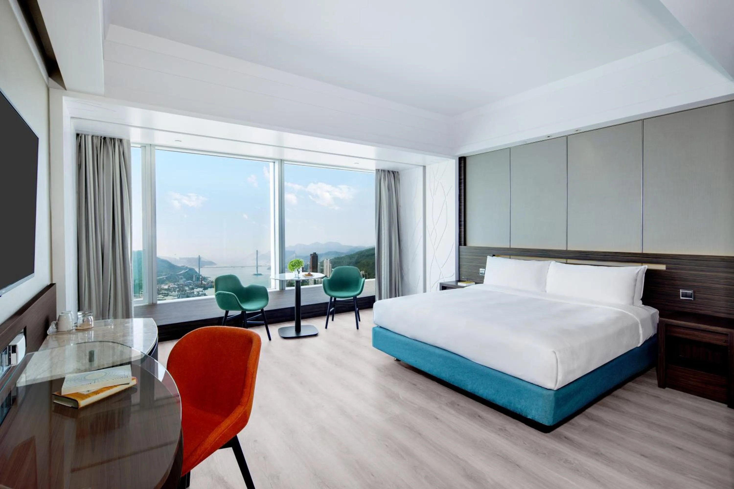 Bedroom, Bed in Nina Hotel Tsuen Wan West