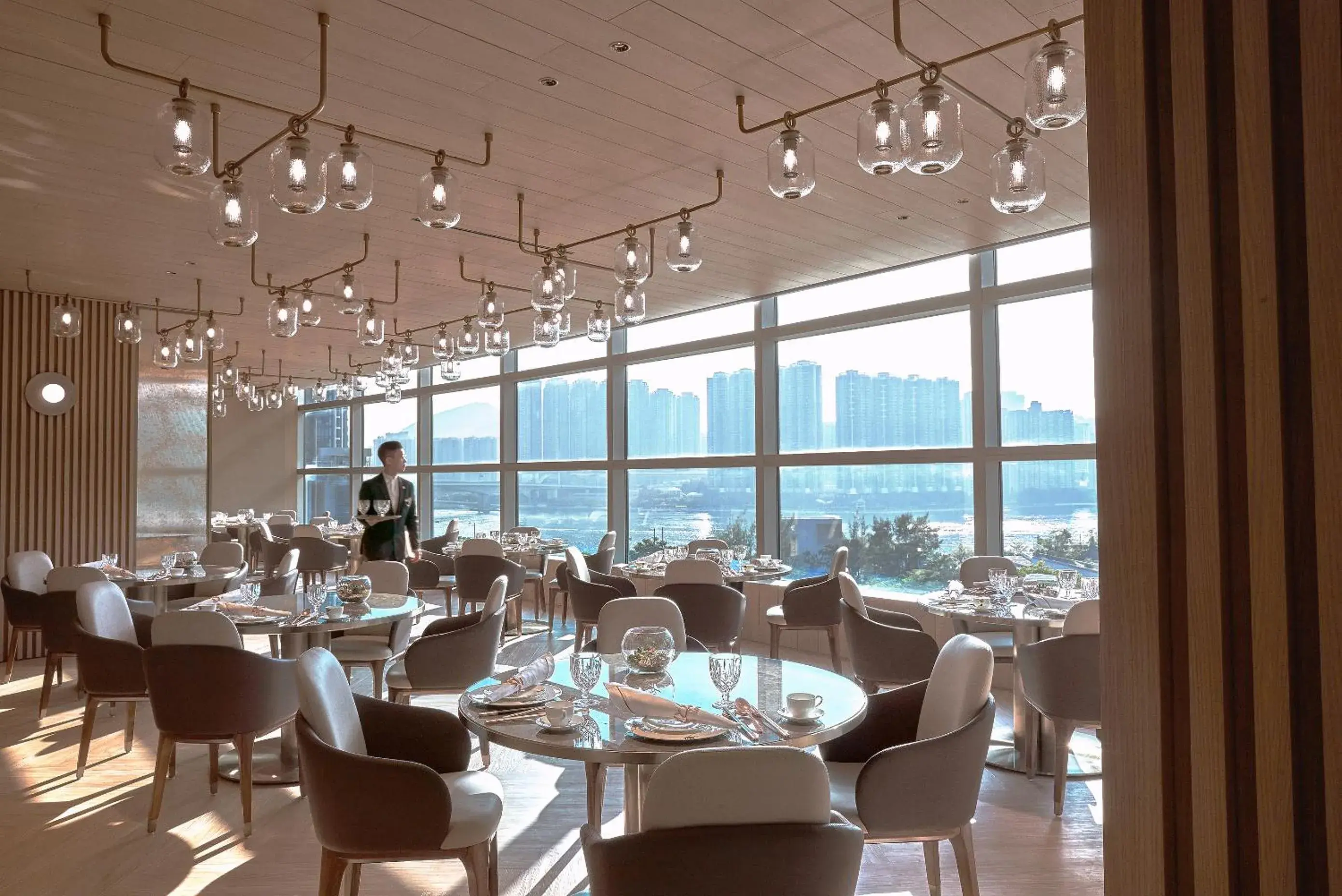 Restaurant/places to eat in Nina Hotel Tsuen Wan West Restaurant/places to eat in Nina Hotel Tsuen Wan West