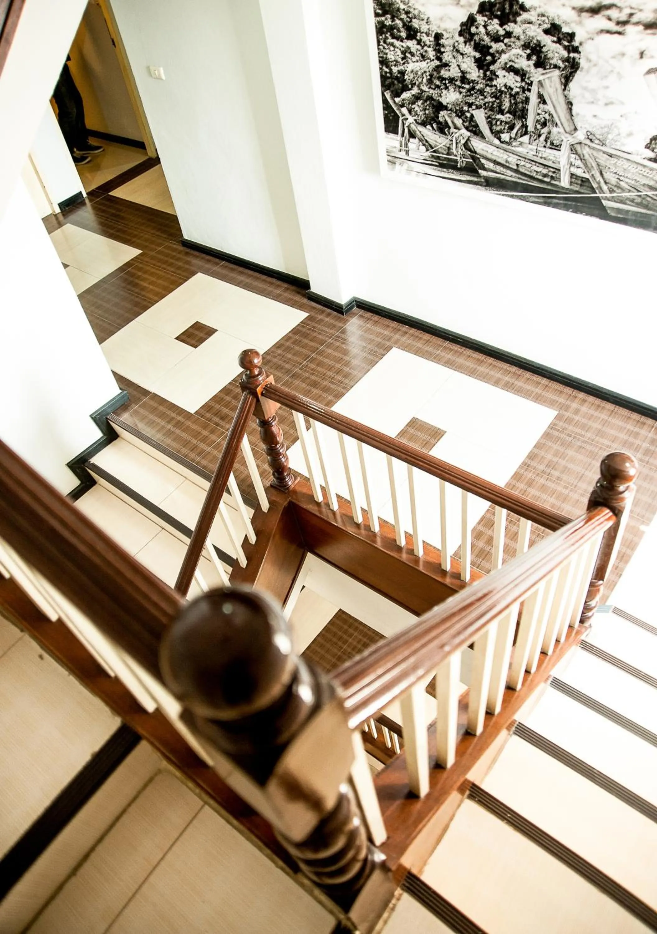 Decorative detail in Crystal Inn