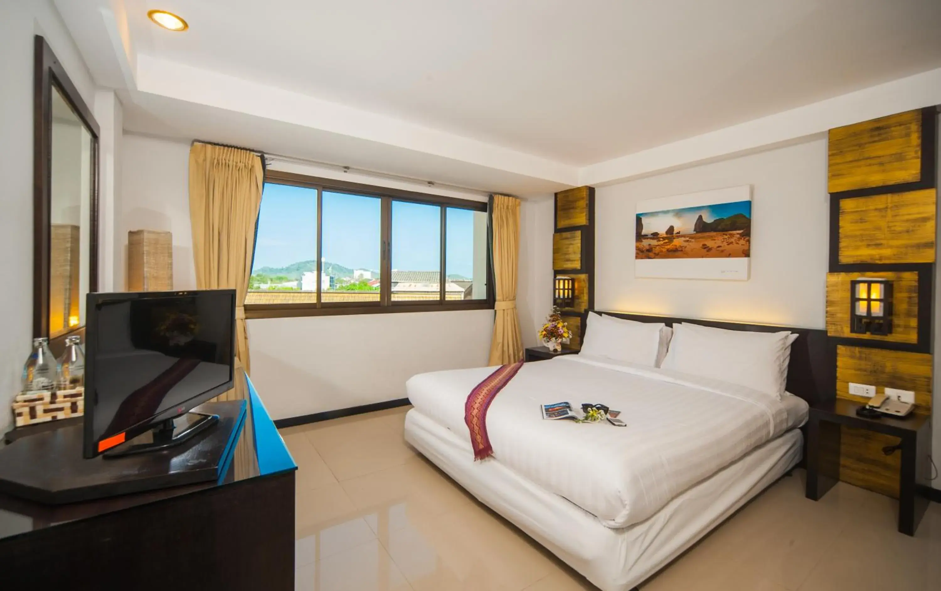 Bed in Crystal Inn Bed in Crystal Inn