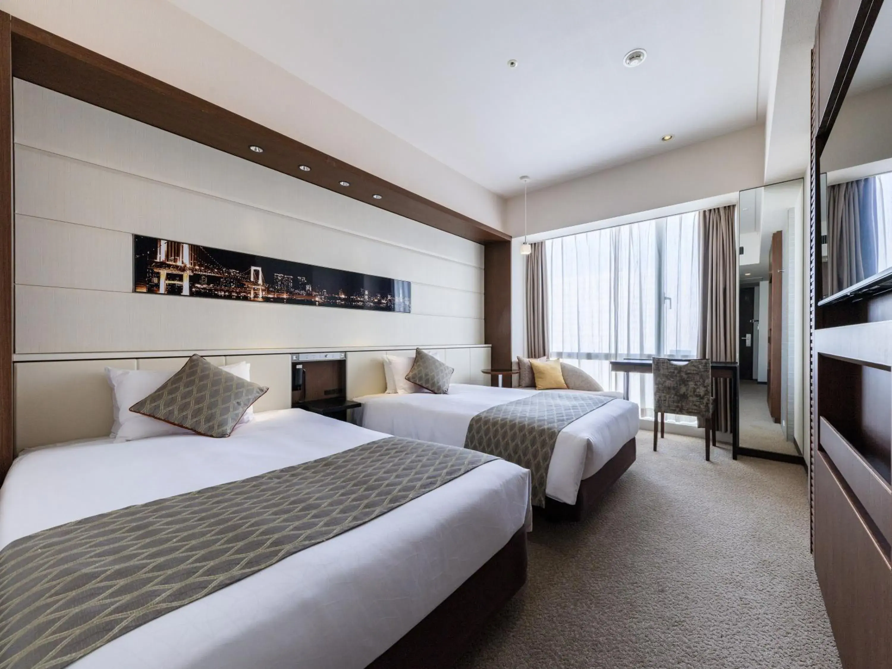 Photo of the whole room, Bed in Solaria Nishitetsu Hotel Ginza Photo of the whole room, Bed in Solaria Nishitetsu Hotel Ginza