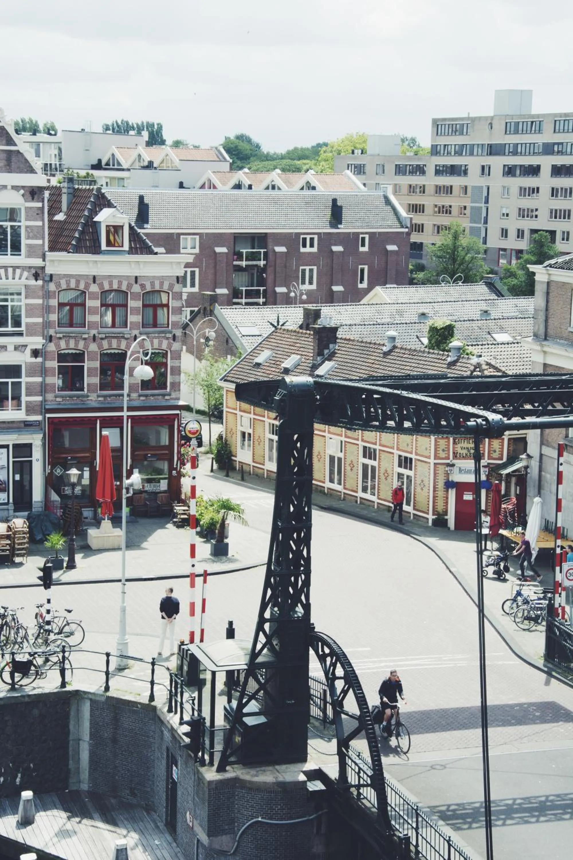 Street view in Canal House Inn