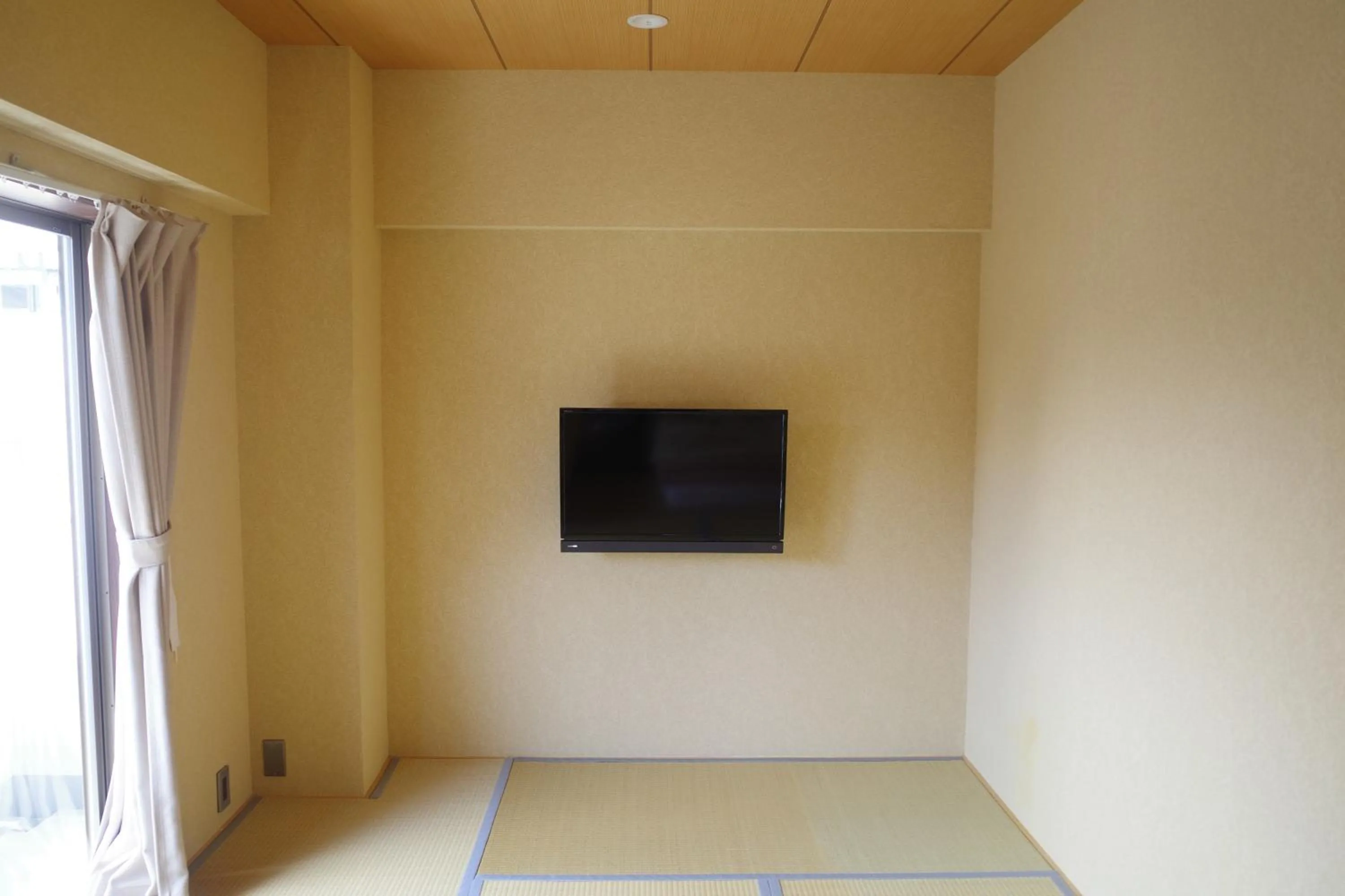 Photo of the whole room in Kyoto-Gion Tourist House