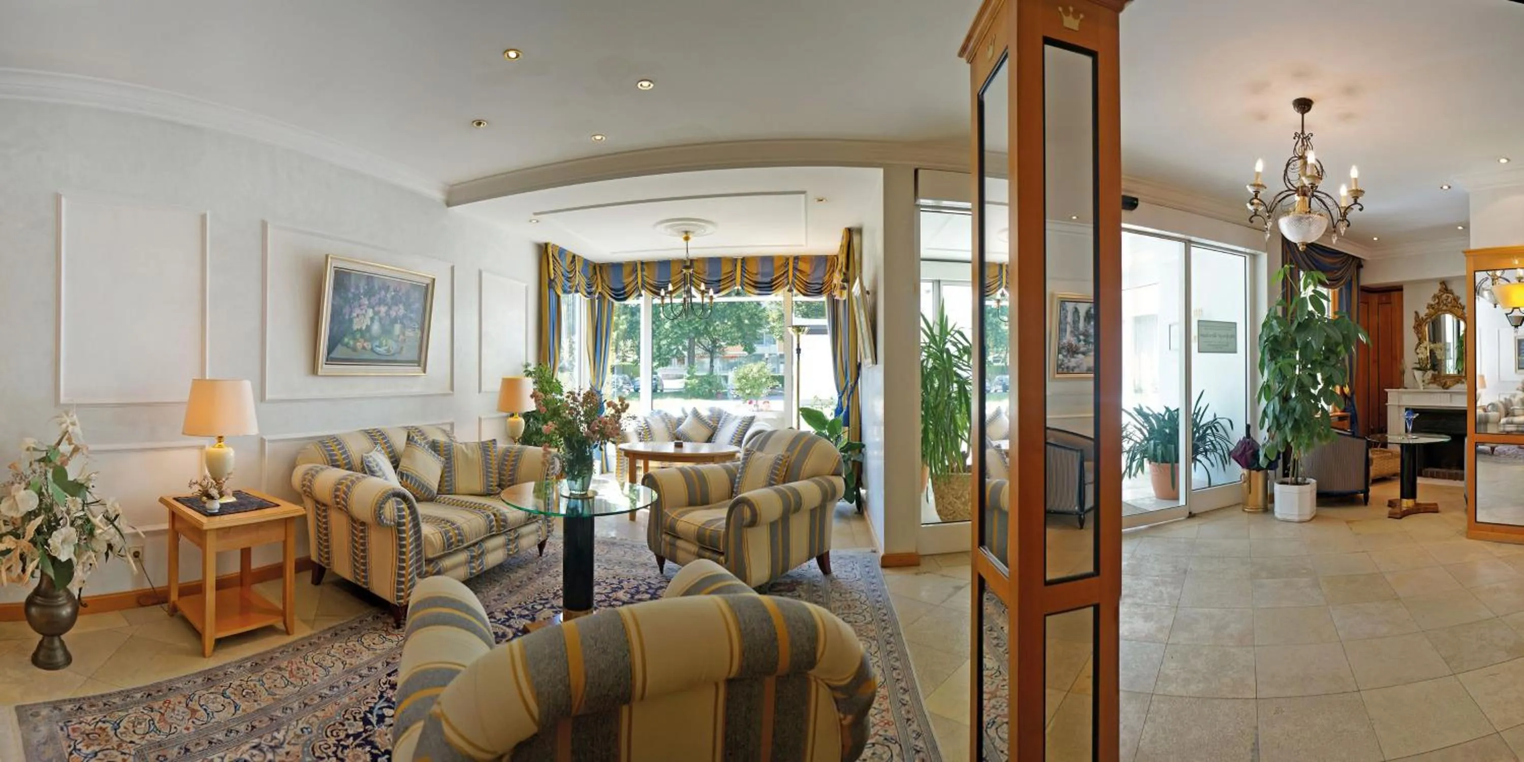 Lobby or reception in Hotel Sacher-Stoiber