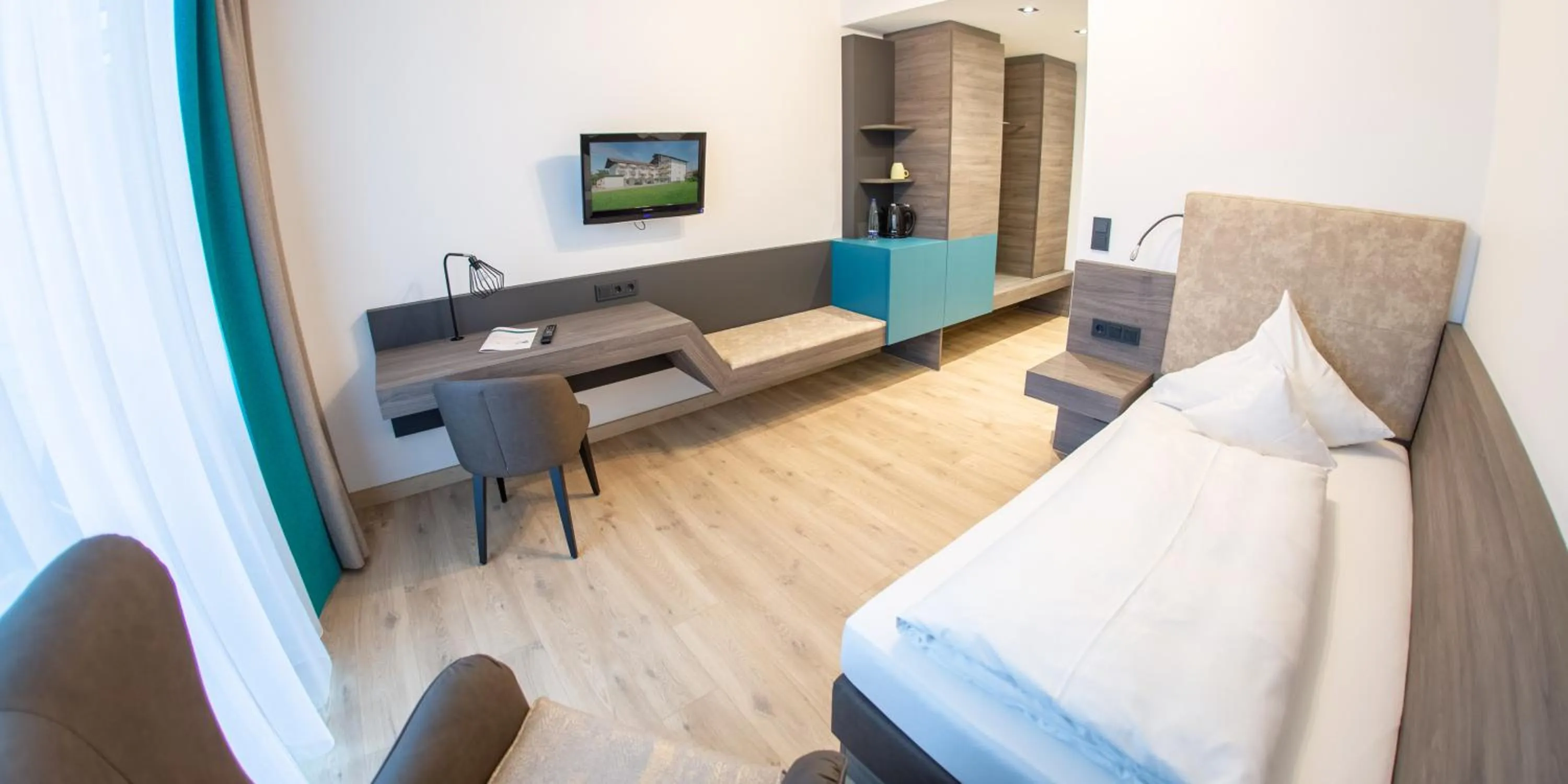 Photo of the whole room in Hotel Sacher-Stoiber