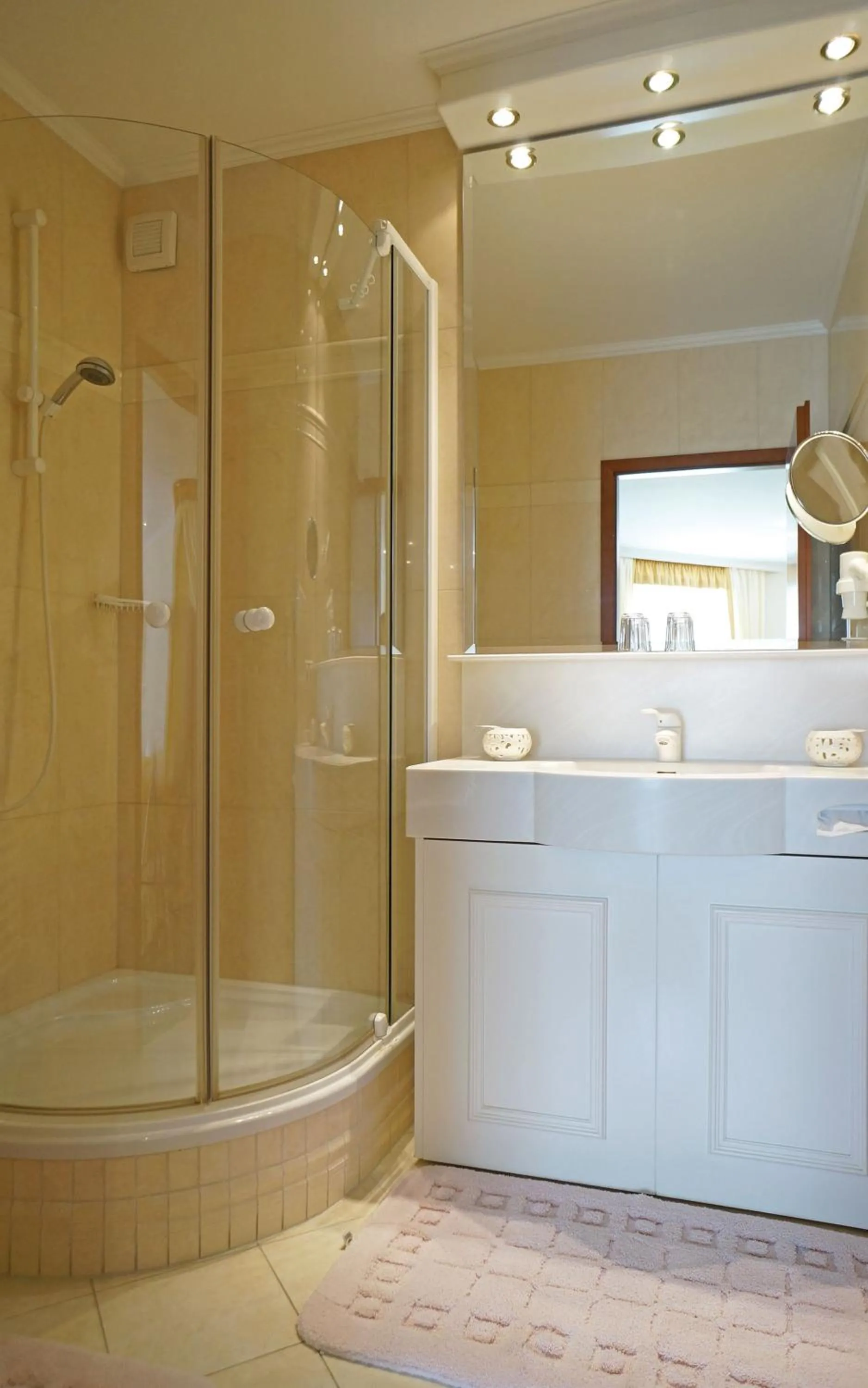 Bathroom in Hotel Sacher-Stoiber