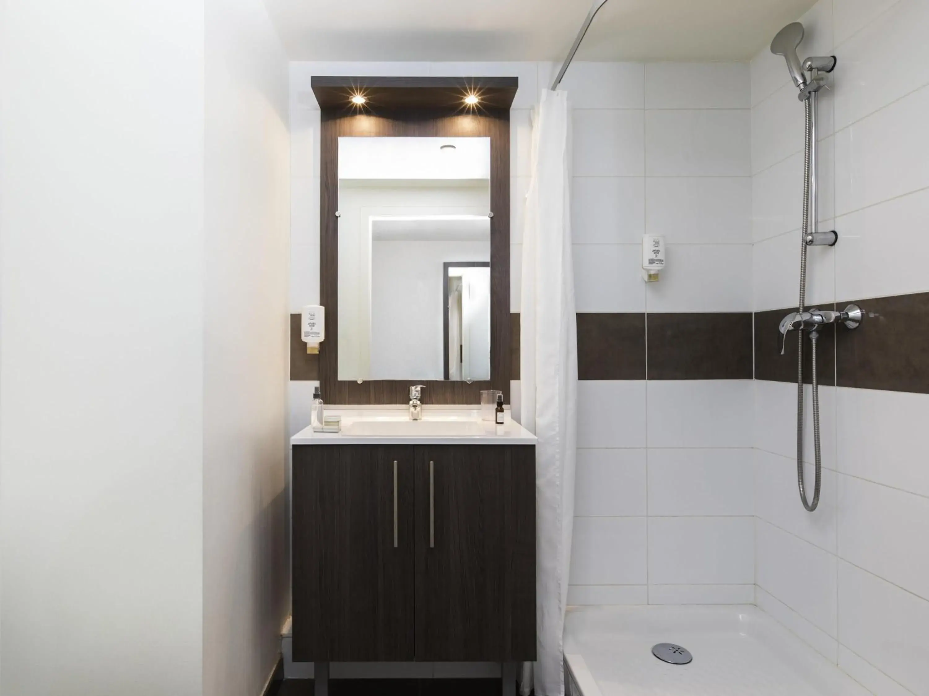 Bedroom in Aparthotel Adagio Access Strasbourg Petite France Bedroom in Aparthotel Adagio Access Strasbourg Petite France