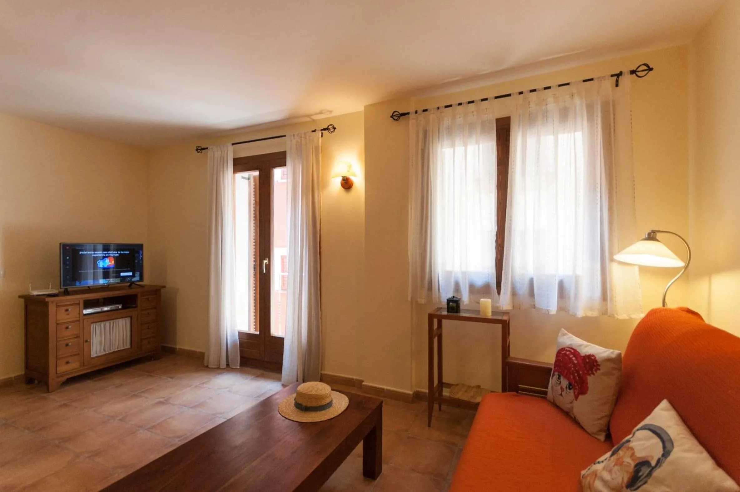 Lets Holidays NEW APARTMENT CLOSE TO THE BEACH 2