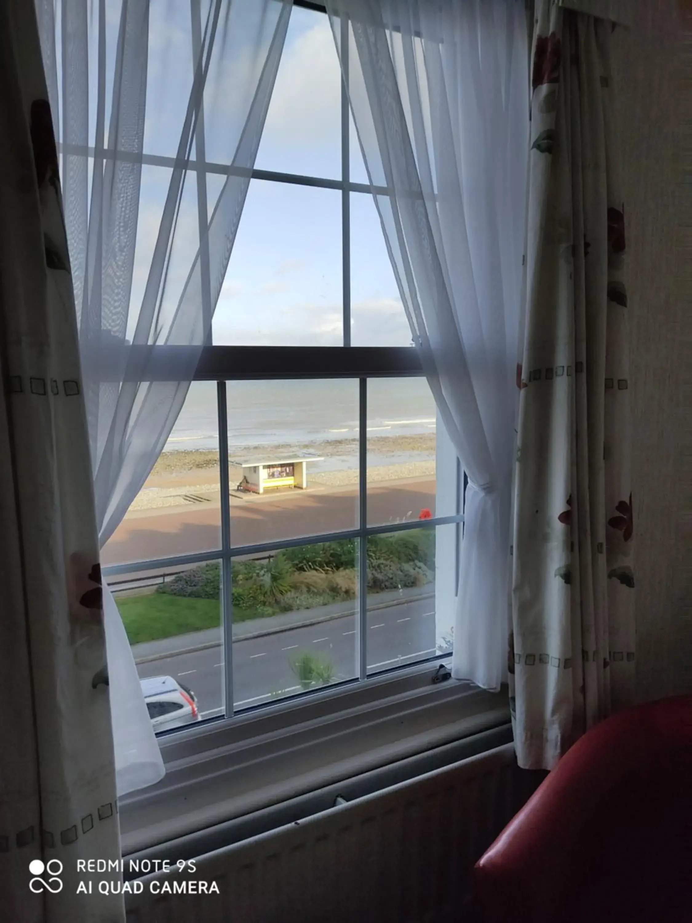 Sea-Facing Twin Room in THE TREVONE, Llandudno Sea-Facing Twin Room in THE TREVONE, Llandudno