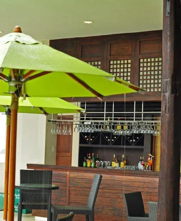 Lounge or bar in The Cocoon Boutique Hotel Lounge or bar in The Cocoon Boutique Hotel