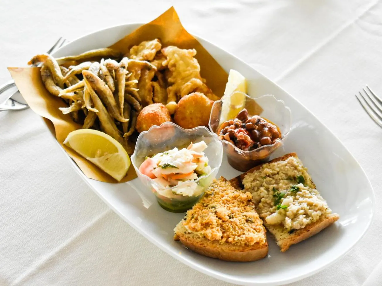 Restaurant/places to eat in Hotel Torricella