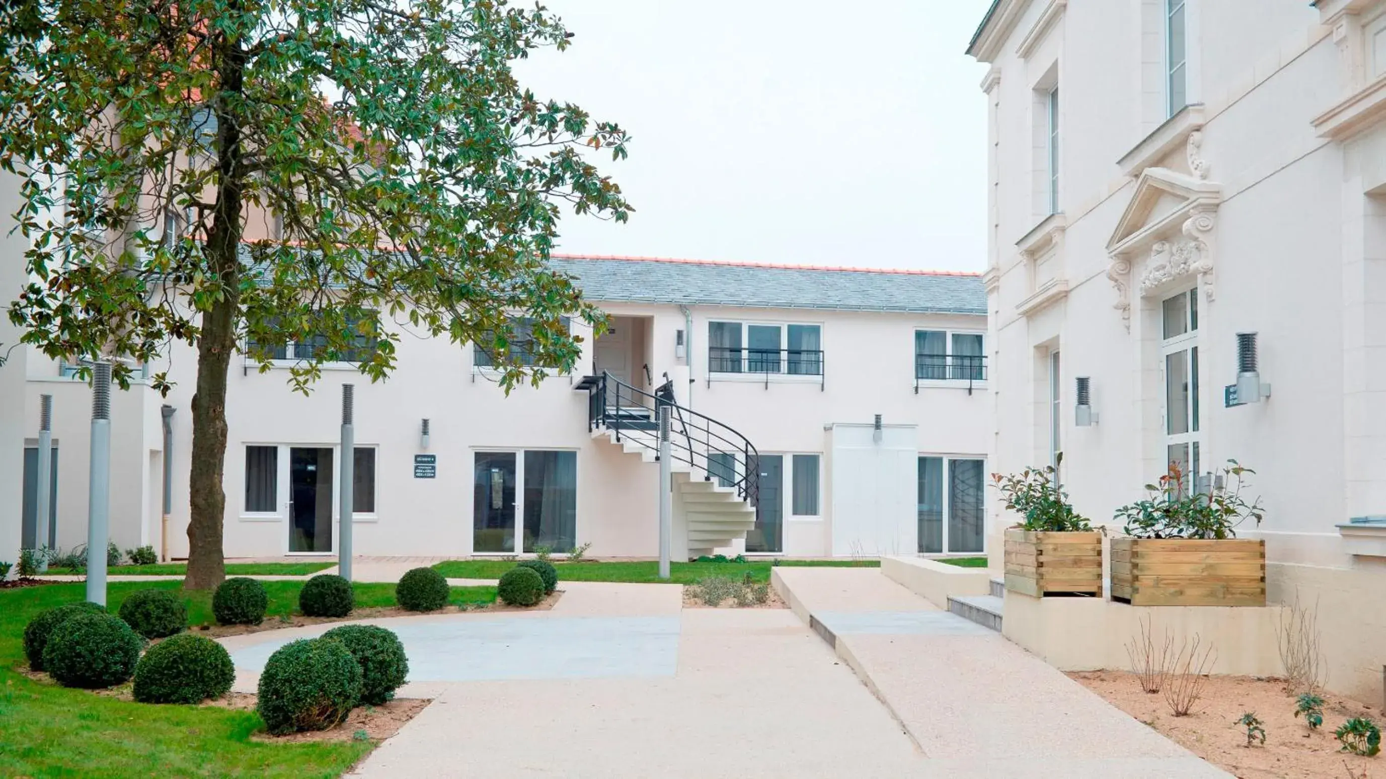 Property building in Aparthotel Adagio Access Nantes Viarme Property building in Aparthotel Adagio Access Nantes Viarme