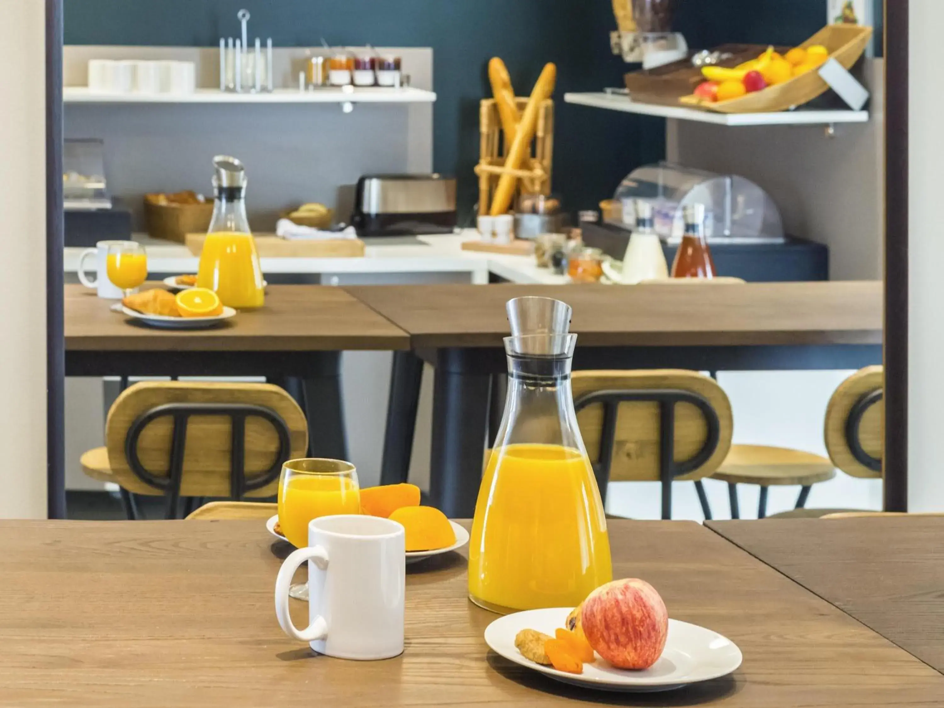 Breakfast in Aparthotel Adagio Access Nantes Viarme Breakfast in Aparthotel Adagio Access Nantes Viarme