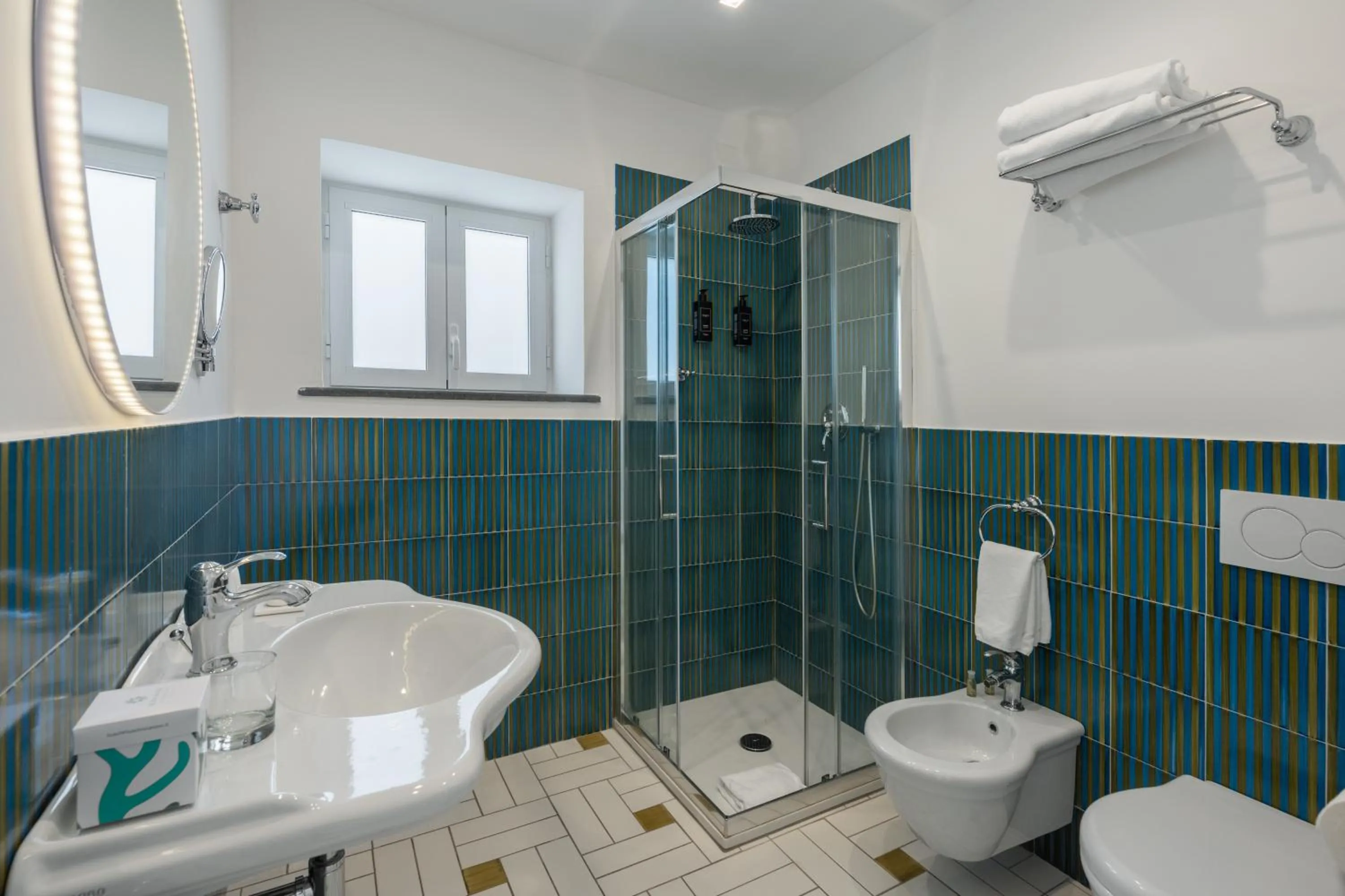 Shower in Apollon Club & Thermal Spa