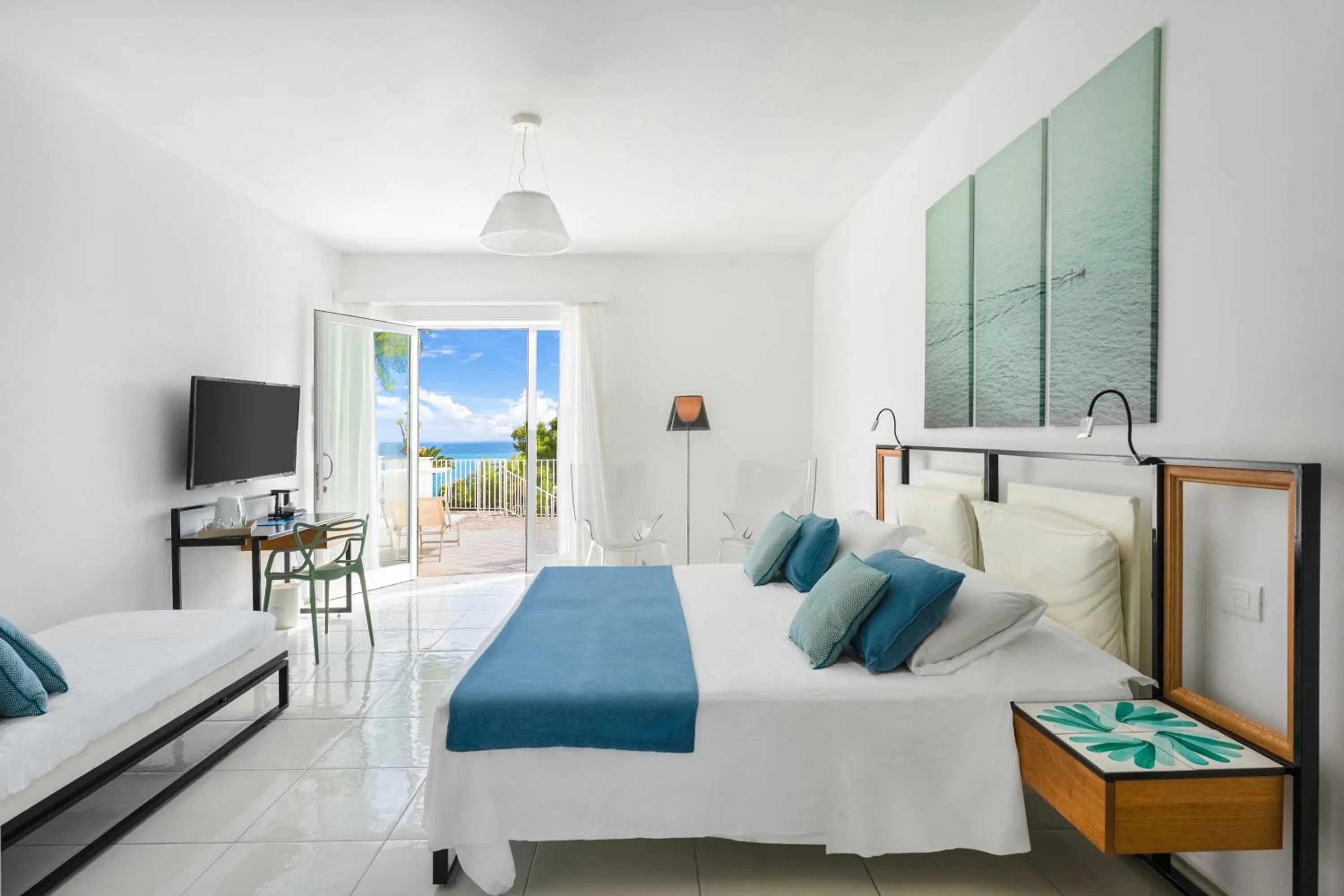 Bed in Apollon Club & Thermal Spa