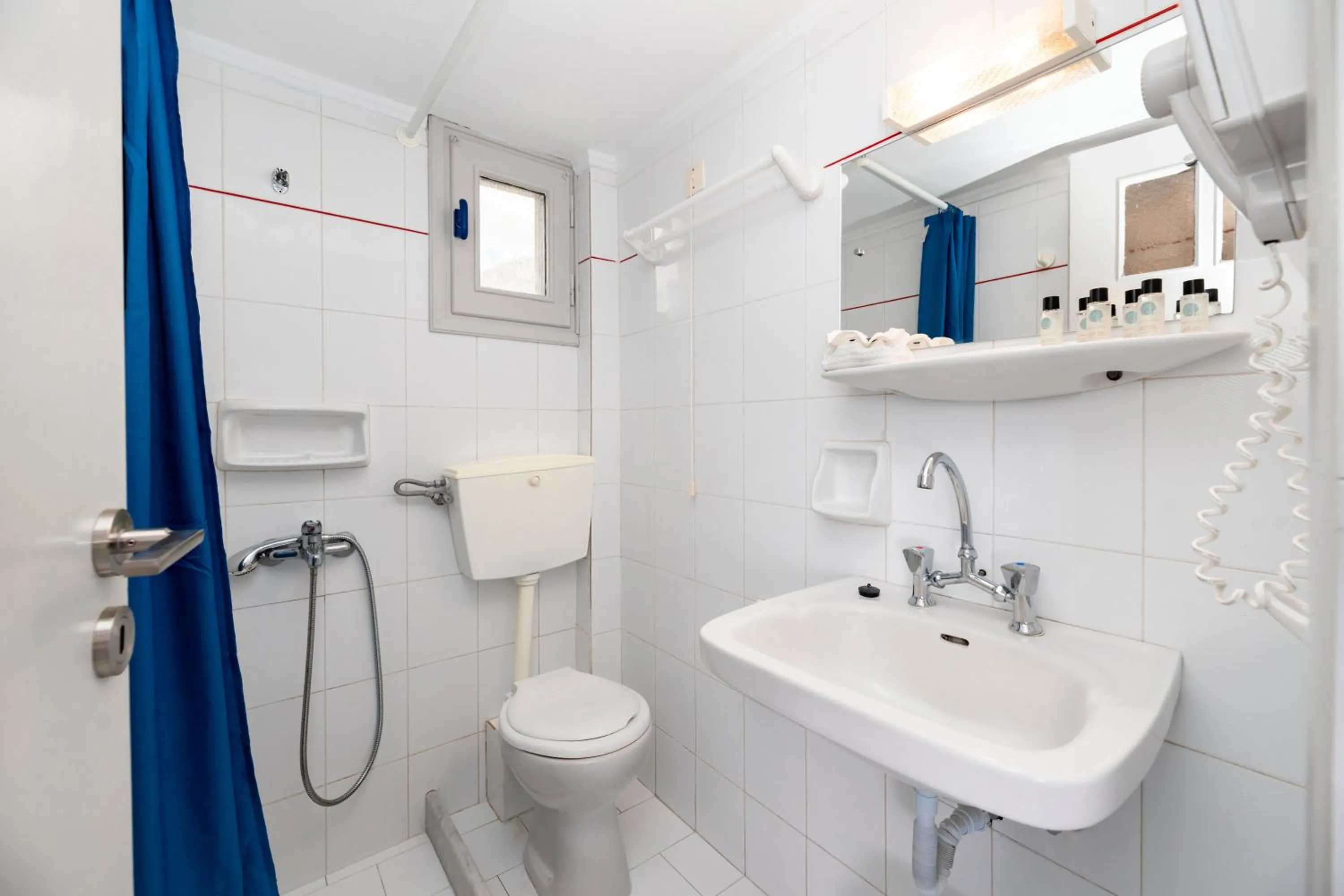 Bathroom in Fortuna Perissa