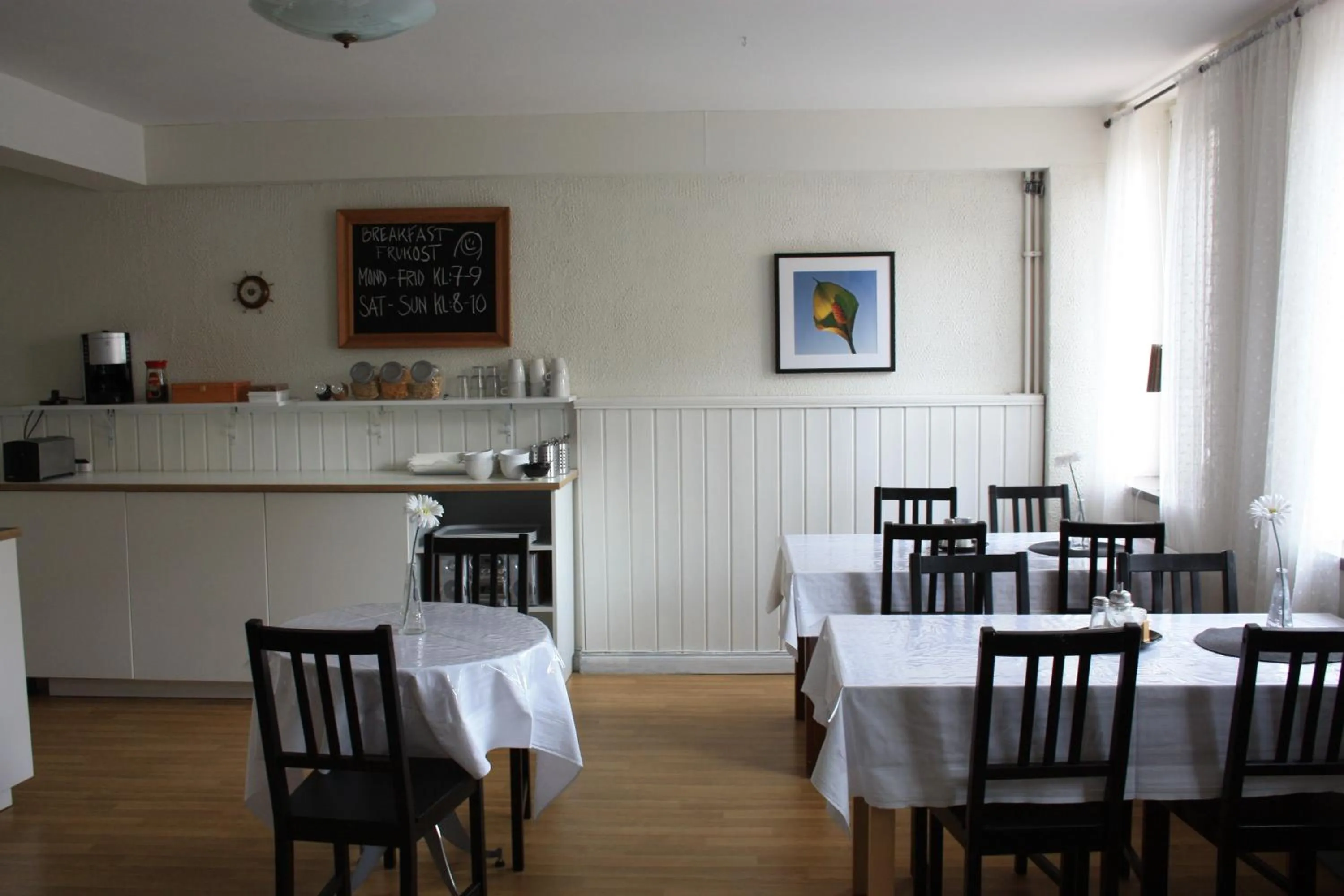 Restaurant/places to eat in Lilla Hotellet