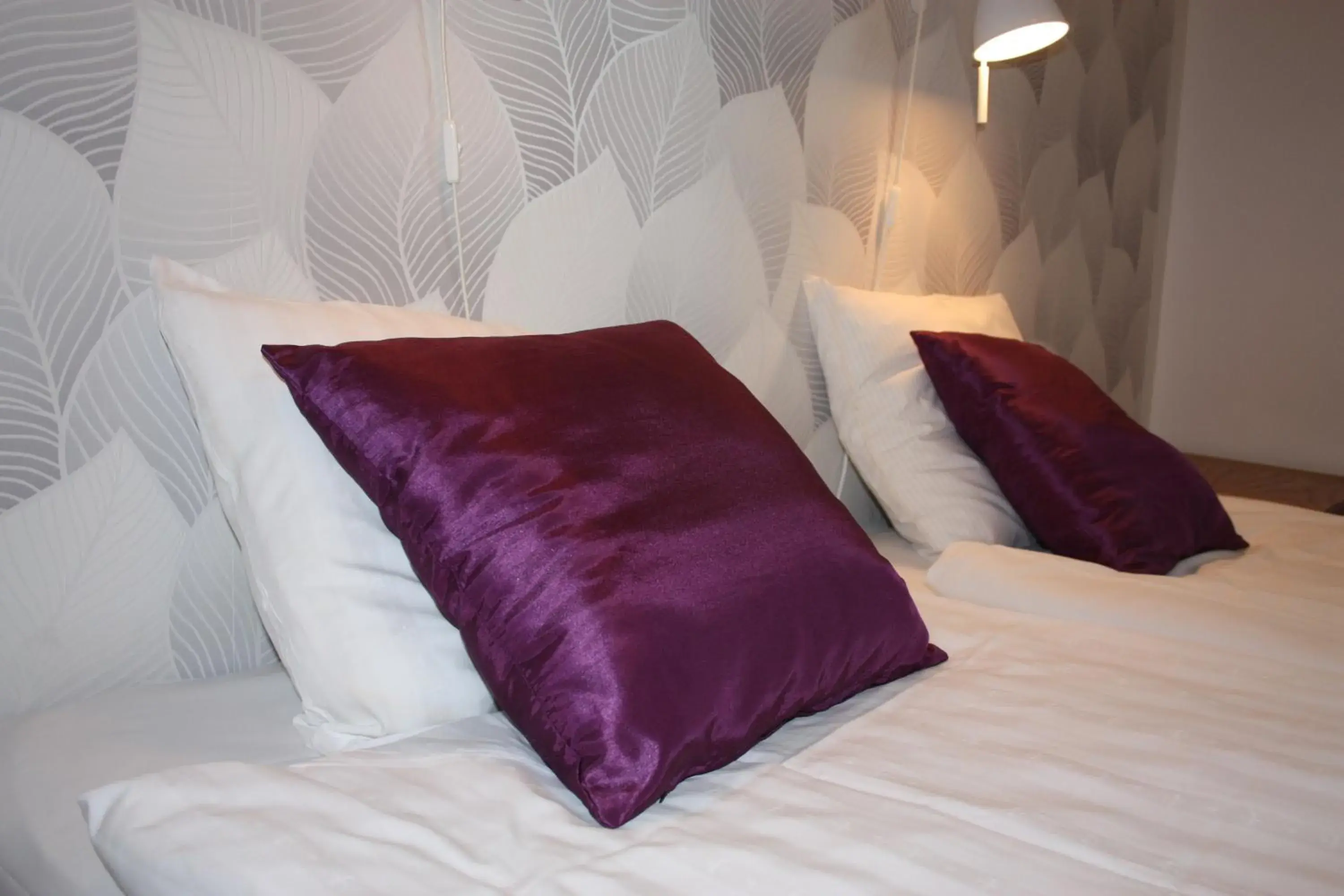 Decorative detail, Bed in Lilla Hotellet Decorative detail, Bed in Lilla Hotellet