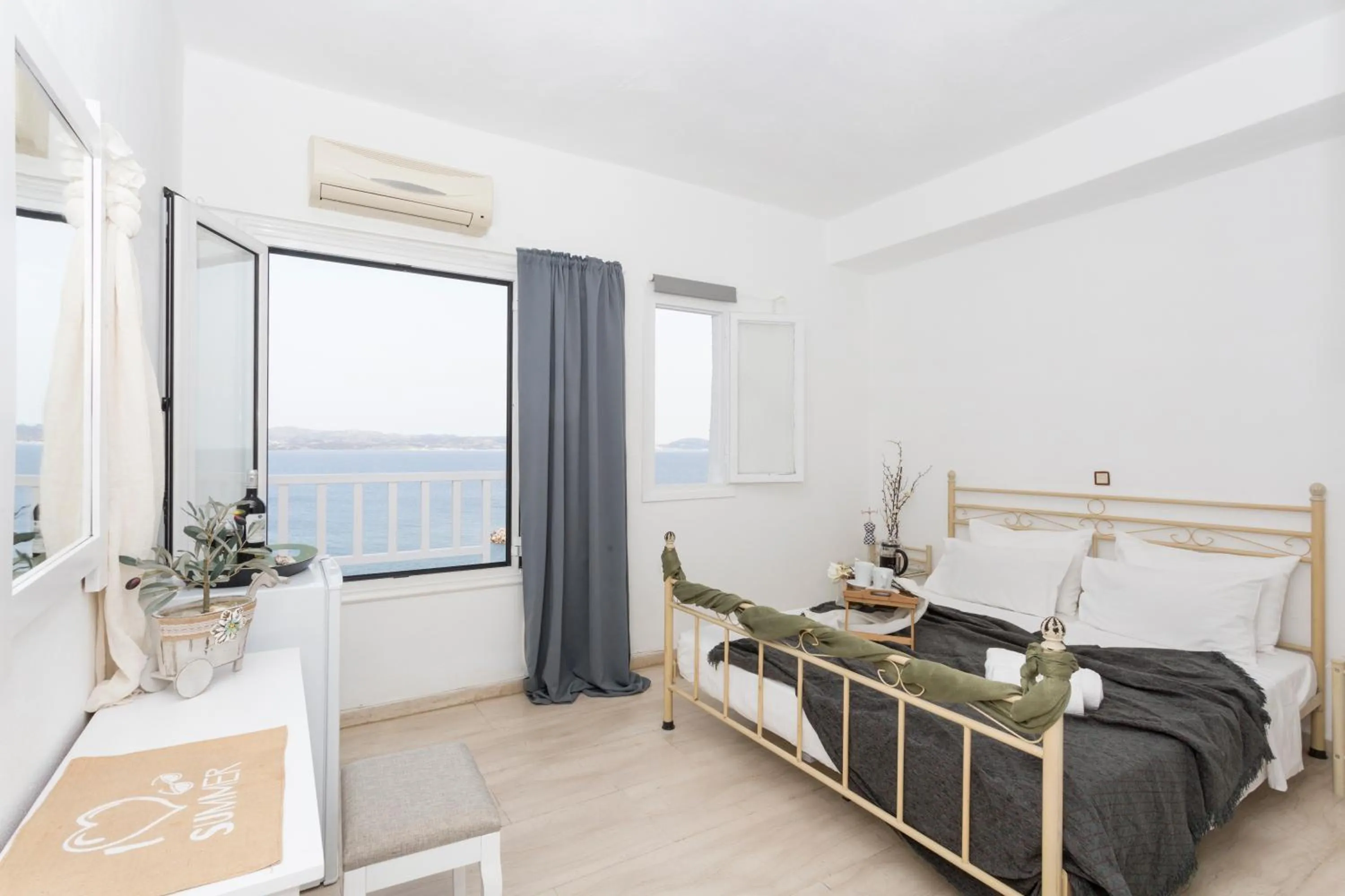 Bedroom, Bed in Galini Mare