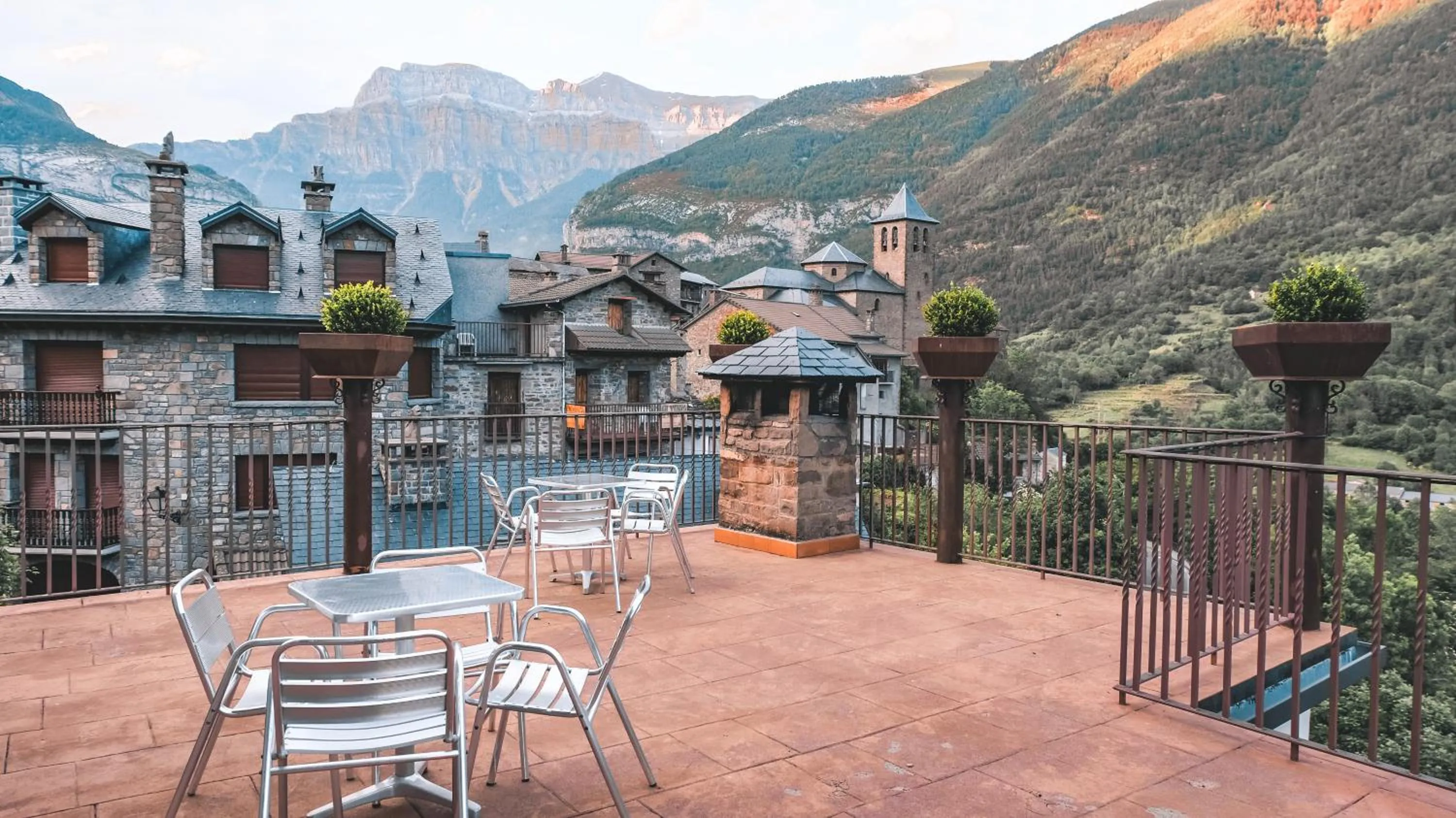 Balcony/Terrace in Hotel Villa de Torla