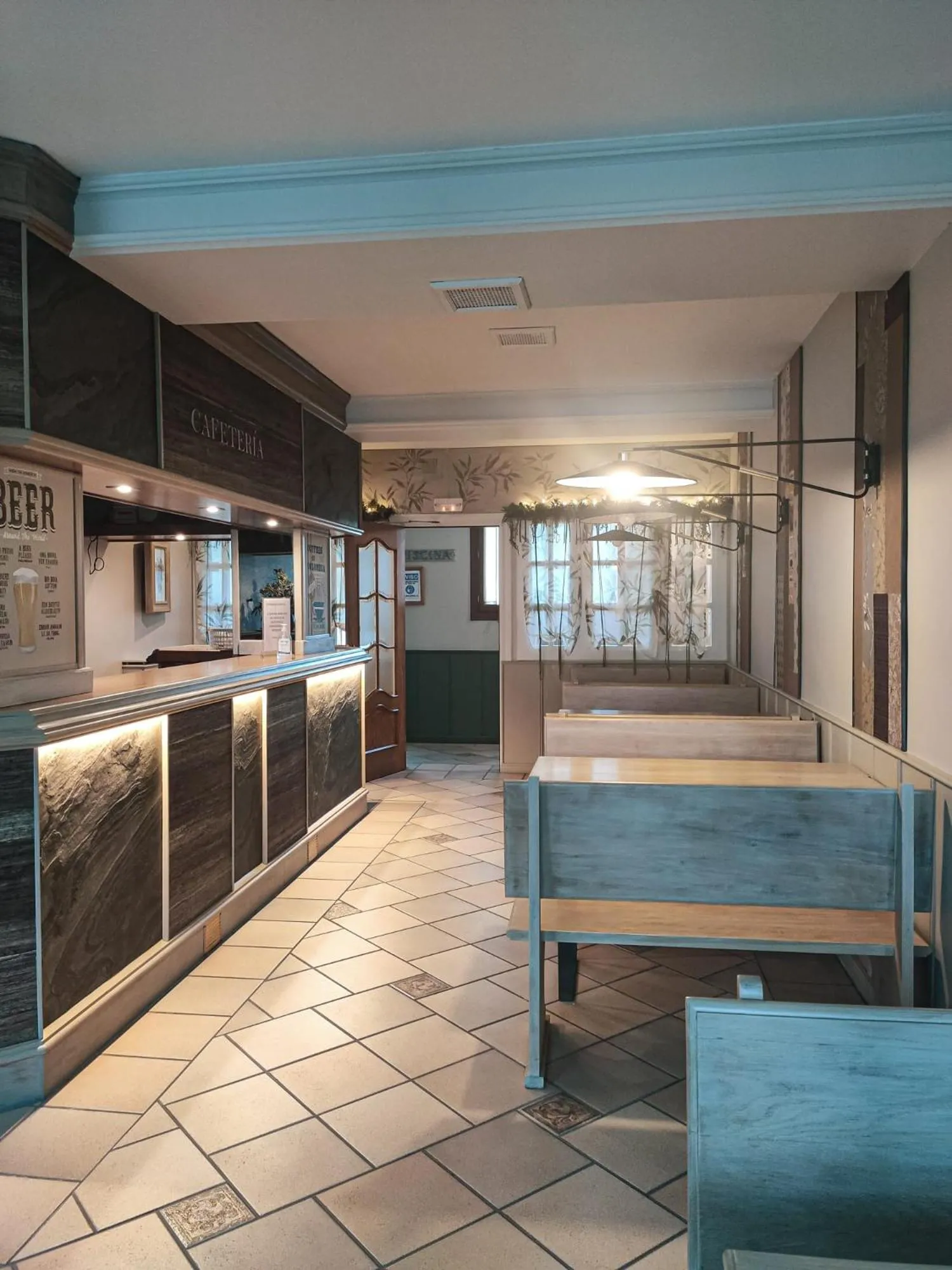 Lounge or bar in Hotel Villa de Torla