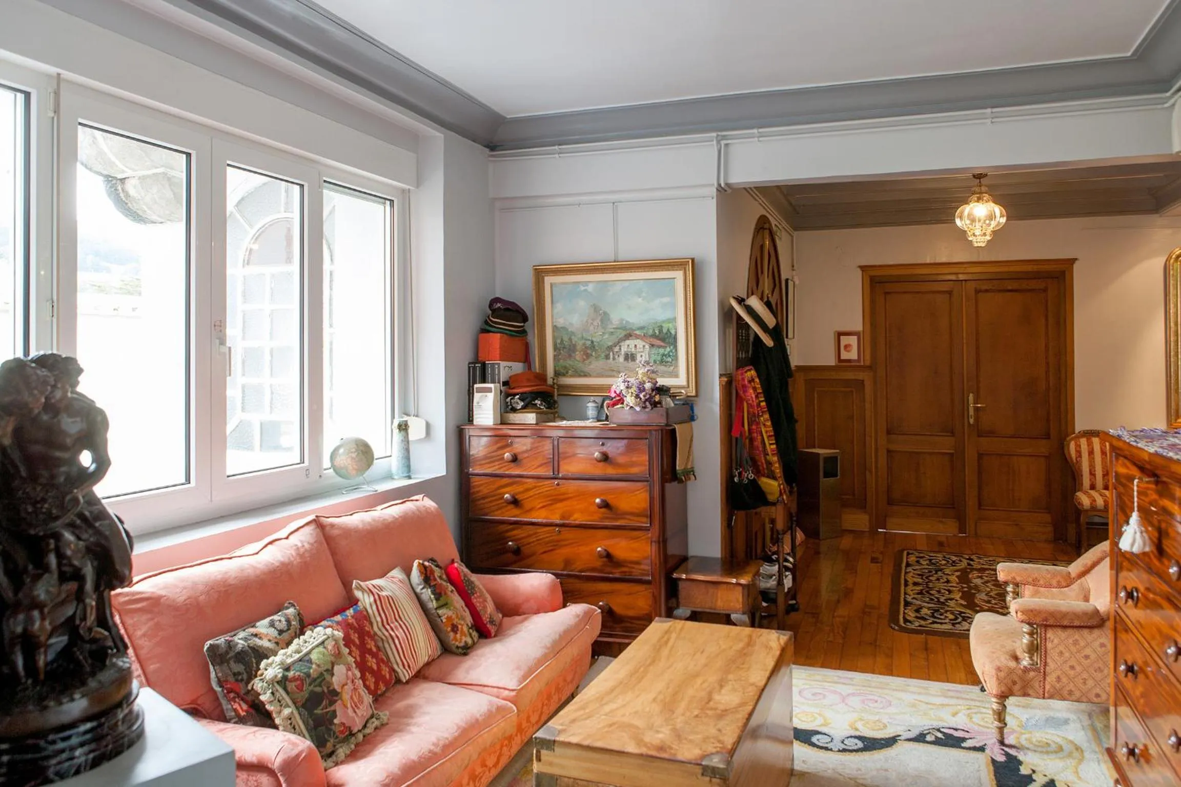 Lobby or reception in Casa Rural Mailan PARKING INCLUIDO