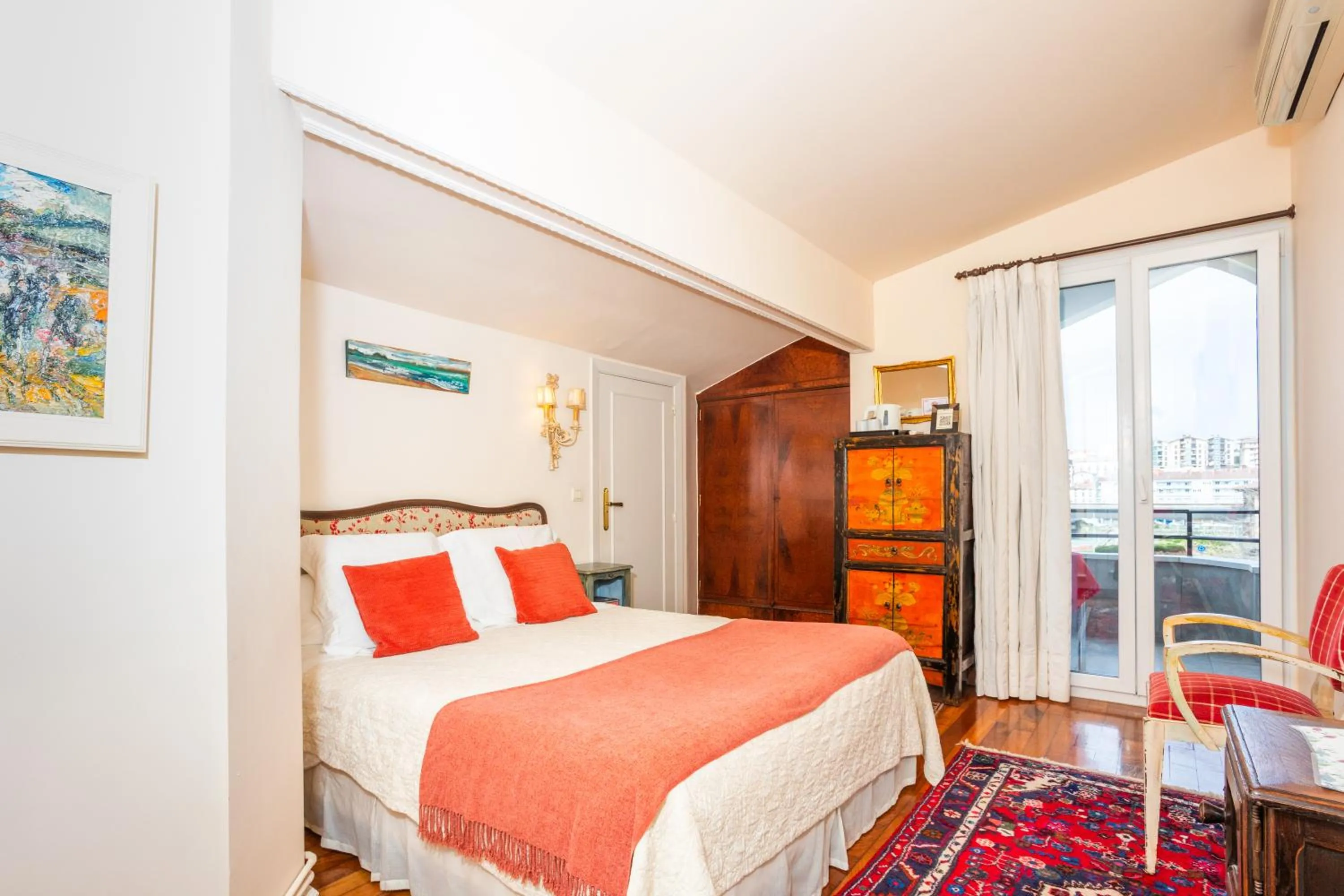 Bedroom, Bed in Casa Rural Mailan PARKING INCLUIDO