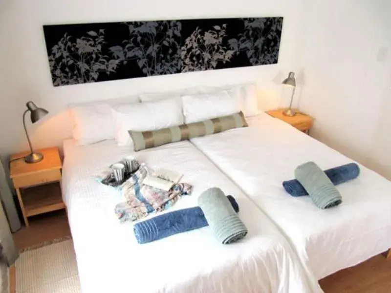 Twin Room in Pebble Stone House Bed & Breakfast Twin Room in Pebble Stone House Bed & Breakfast